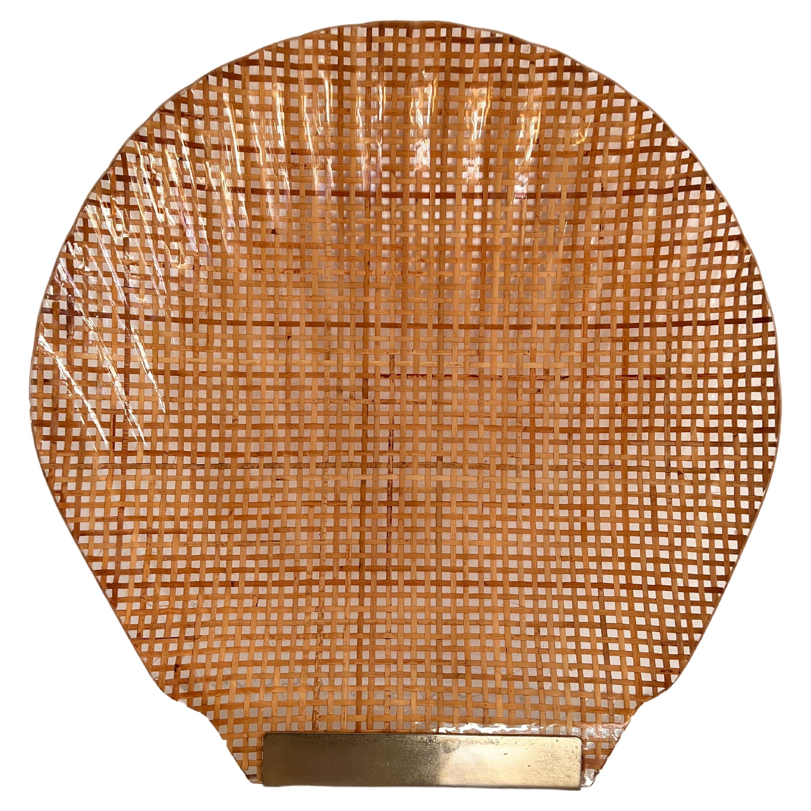 Italian MidCentury Serving Tray in Lucite, Rattan and Brass in Shell Shape, 1970 For Sale