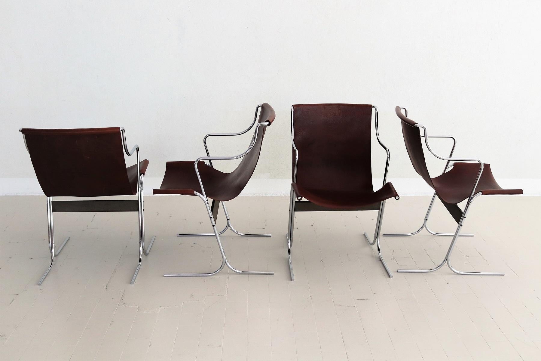 Ensemble de quatre chaises longues italiennes du milieu du siècle dernier par Ross Littell pour ICF Milan, 1960 en vente 1