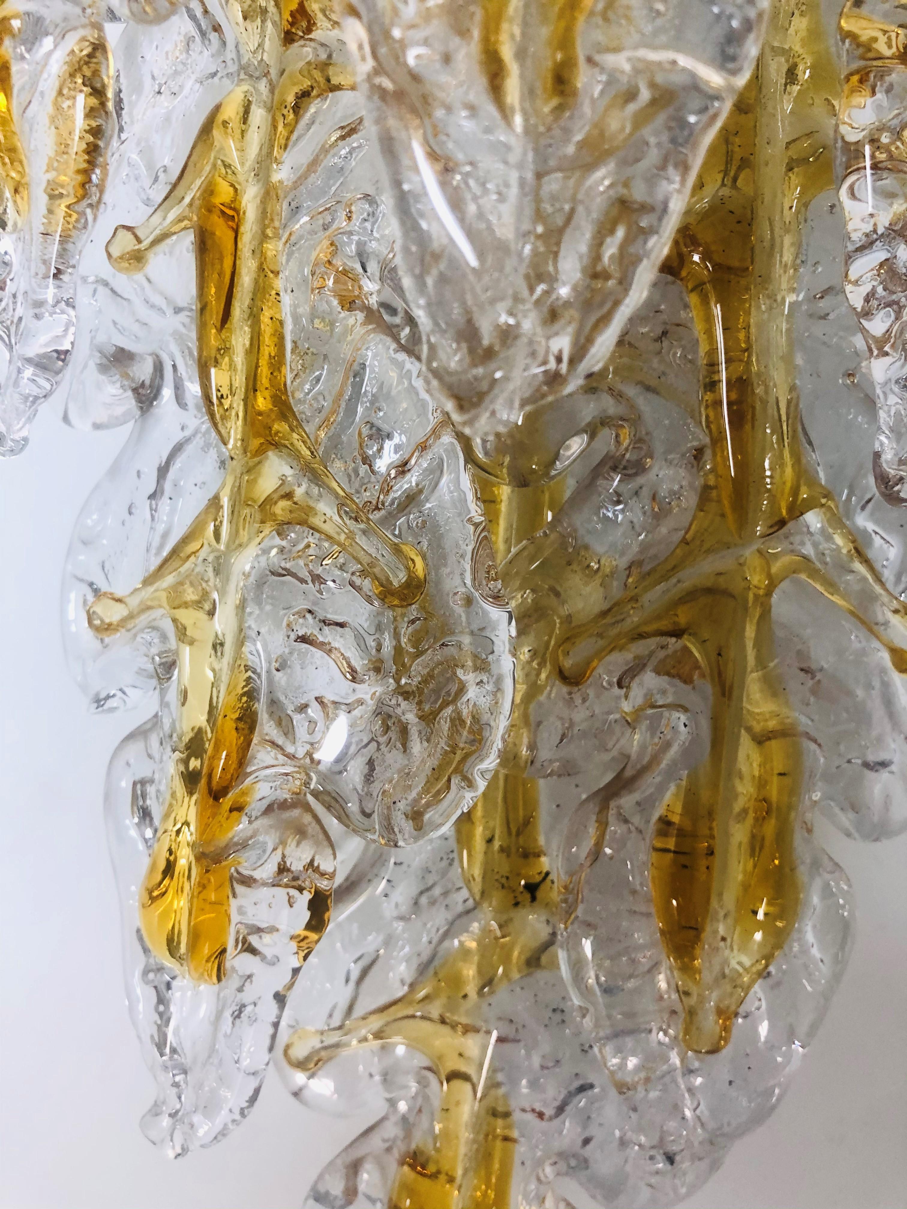 Italian Midcentury Set of Four Murano Leaf Wall Sconces by Mazzega, 1970s en vente 2