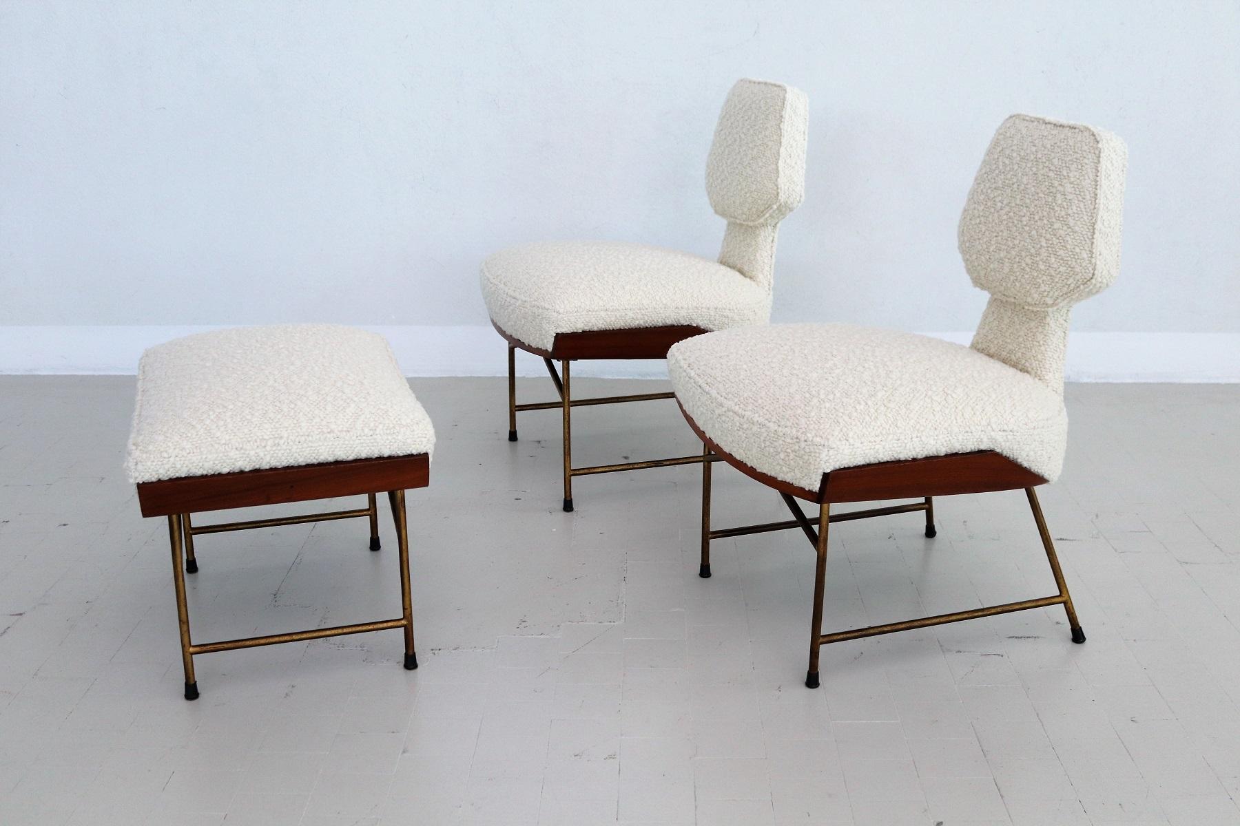 Italian Set of Side Chairs with Footstool in Wood and Bouclé, 1950 In Good Condition For Sale In Morazzone, Varese
