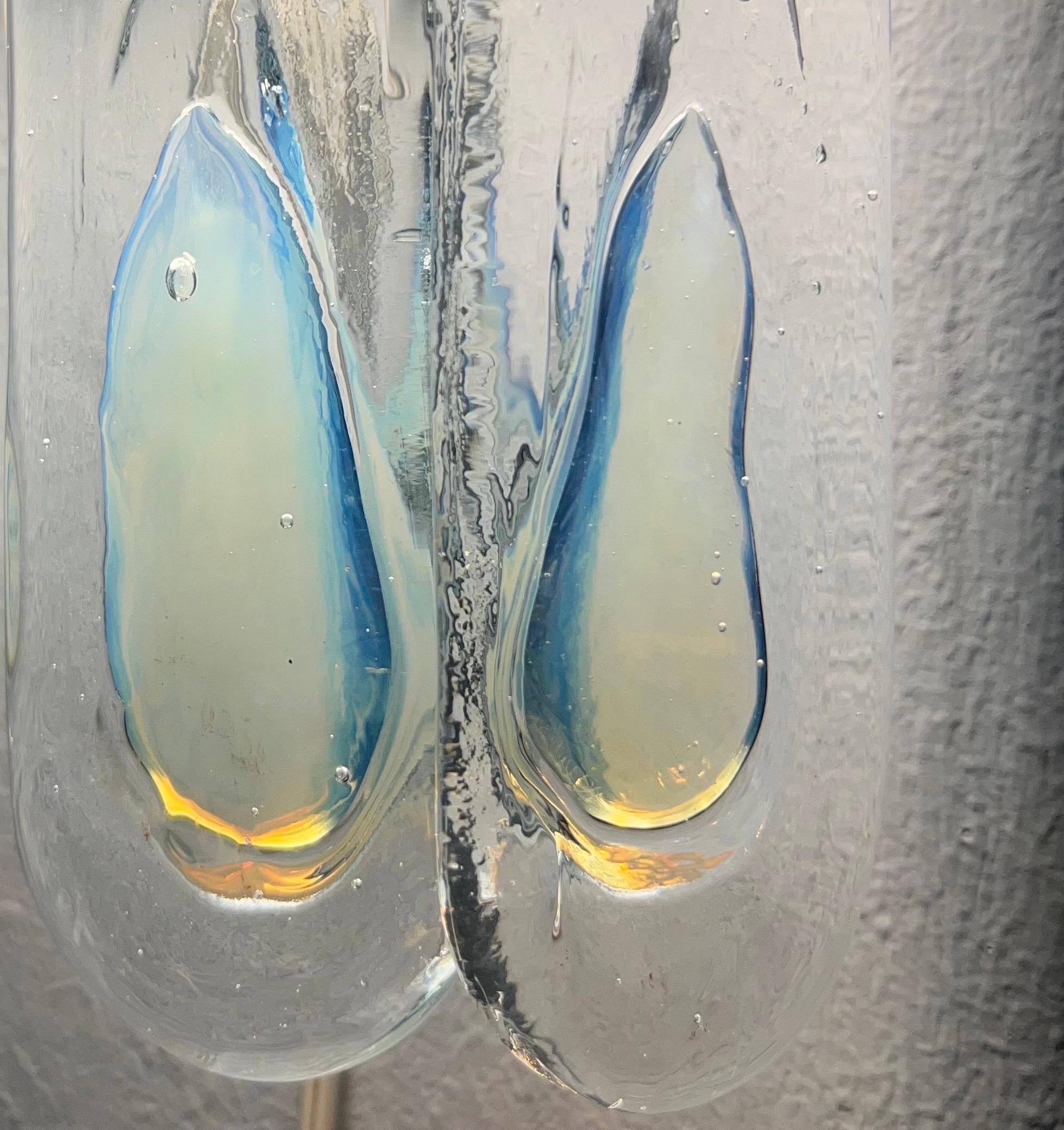 Italian Midcentury Set of Three Iridescent White Wall Sconces by Mazzega, 1970s For Sale 11