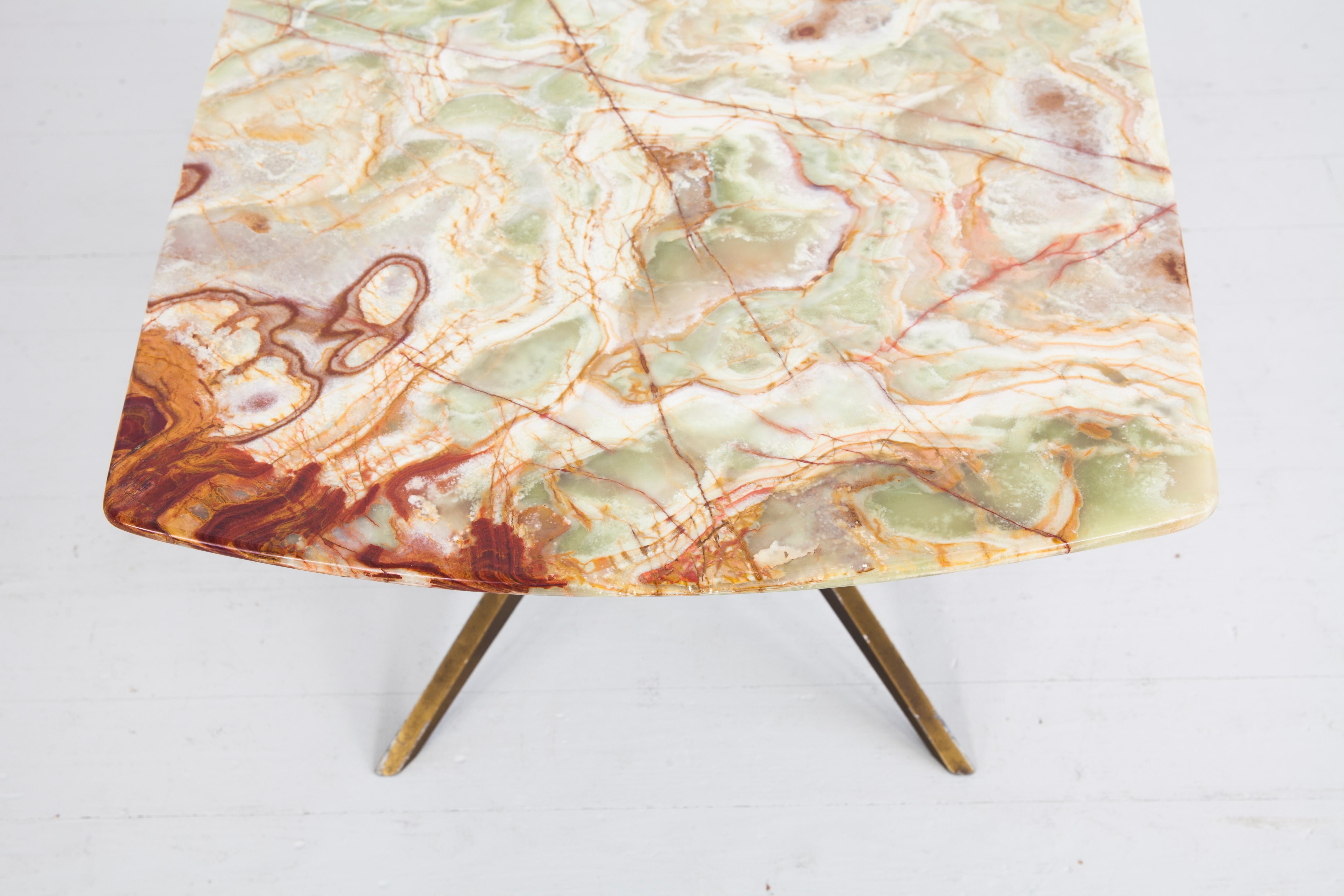 Italian Midcentury Side Table with Onyx Top, 1960 For Sale 1