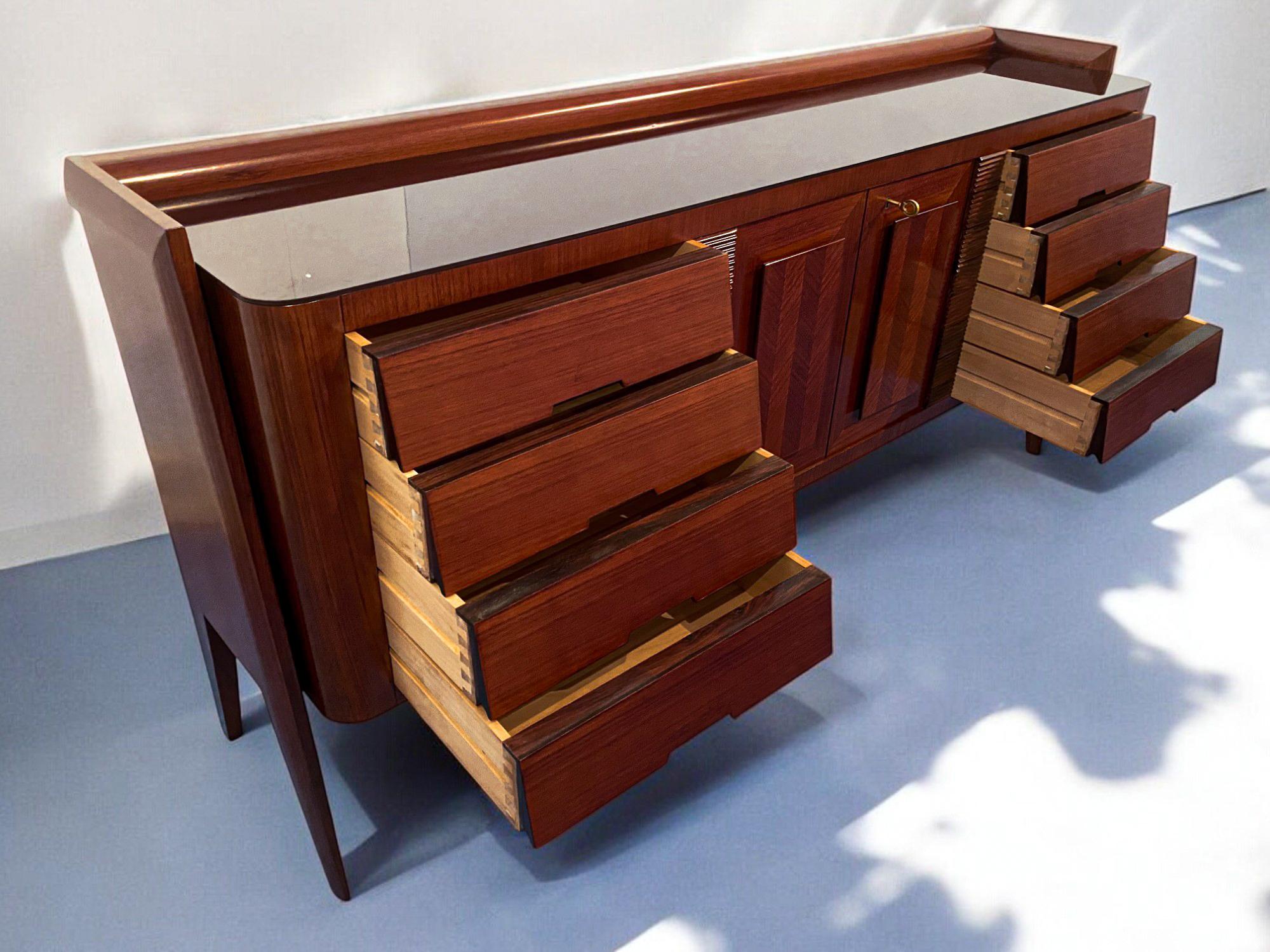 Italian Midcentury Sideboard Bar by Vittorio Dassi, 1950s For Sale 6
