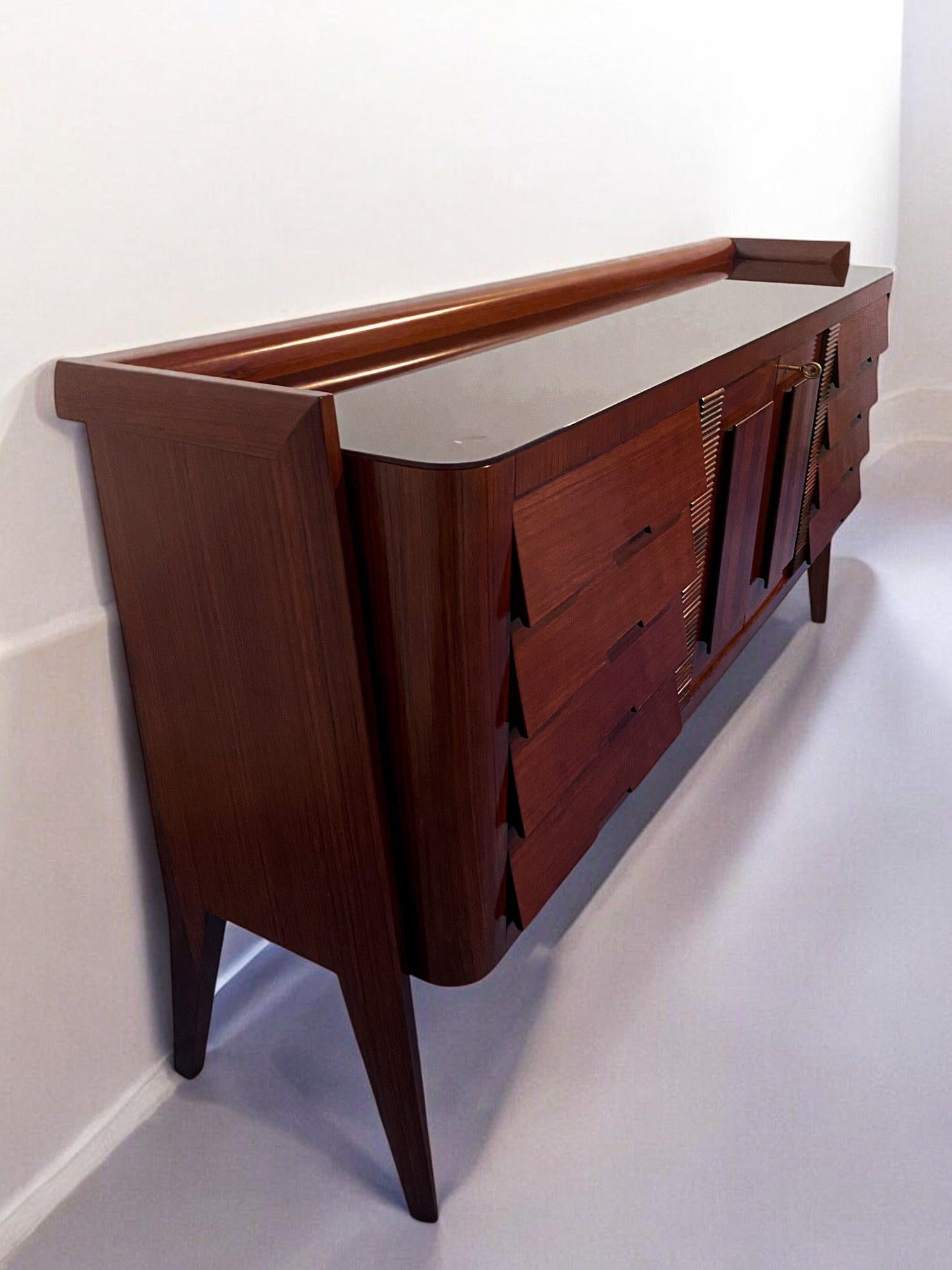 Italian Midcentury Sideboard Bar by Vittorio Dassi, 1950s For Sale 10