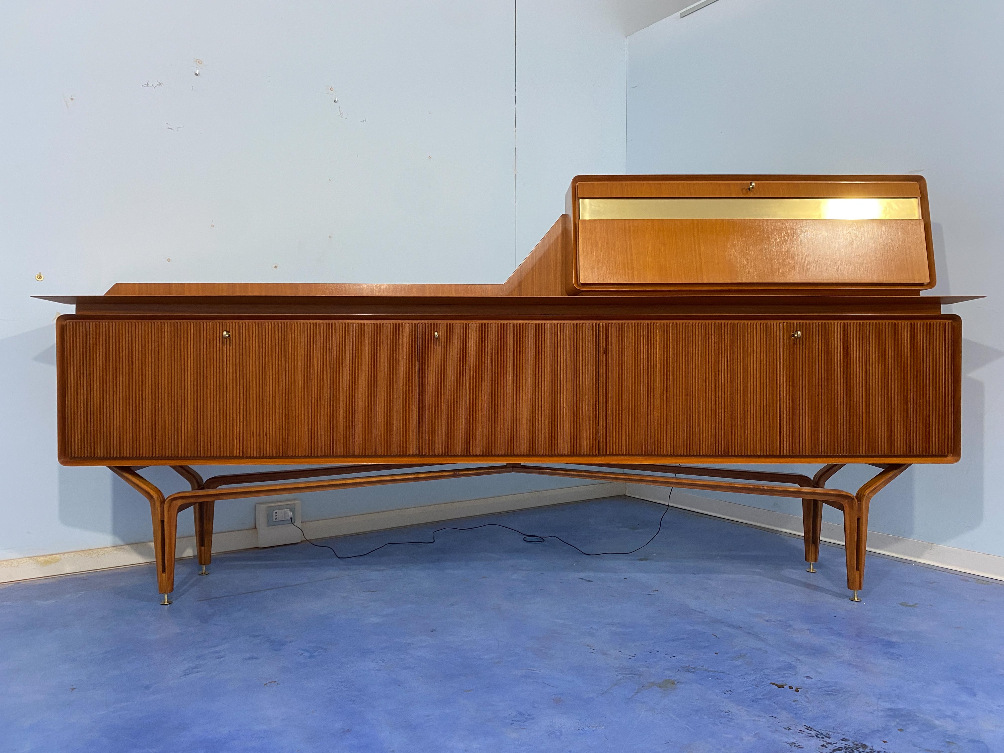 Mid-Century Modern Italian Midcentury Sideboard by Consorzio Esposizione Mobili di Cantù, 1960s For Sale