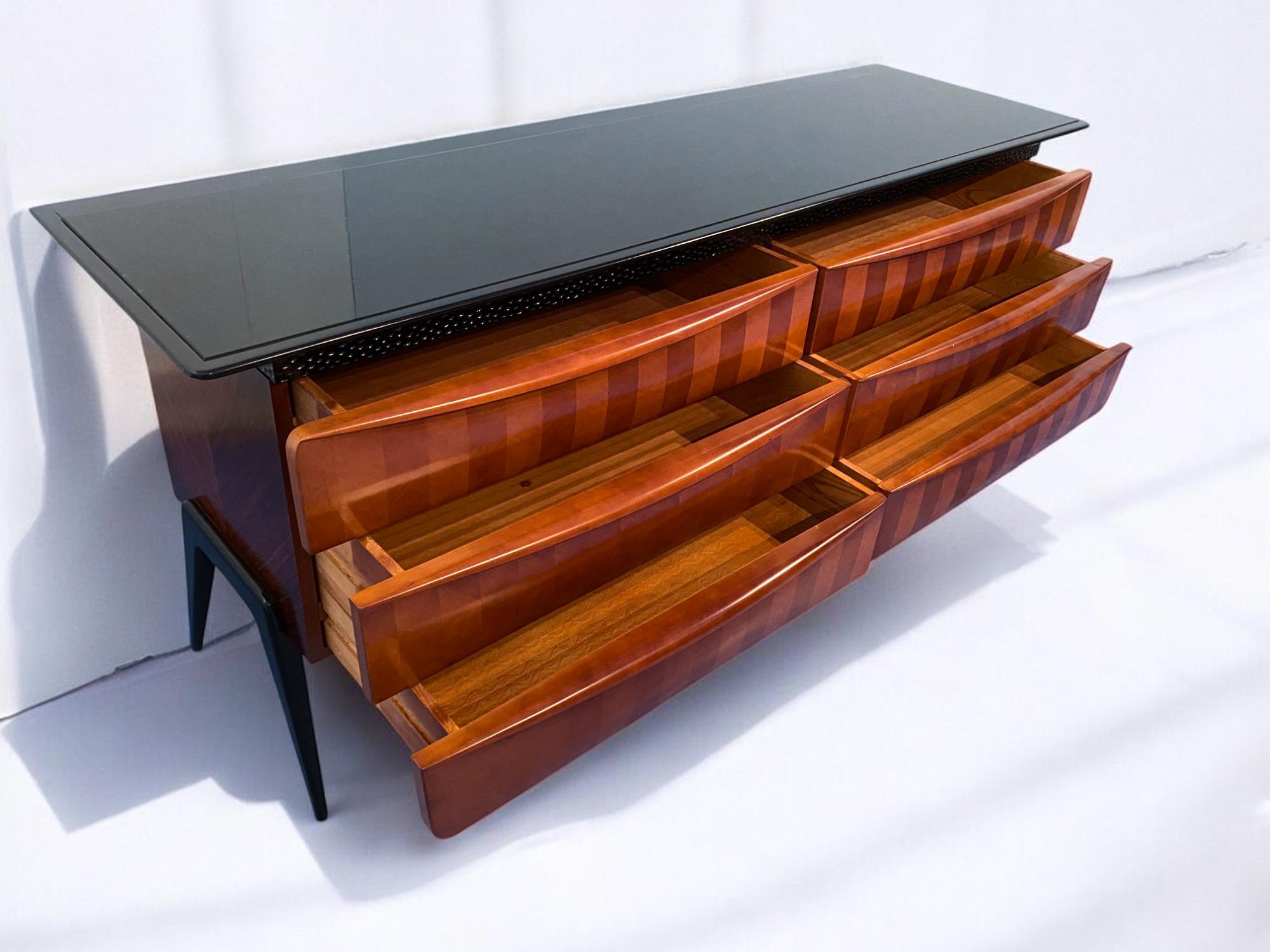Credenza italiana del Medioevo di La Permanente Mobili di Cantù, 1950 in vendita 4
