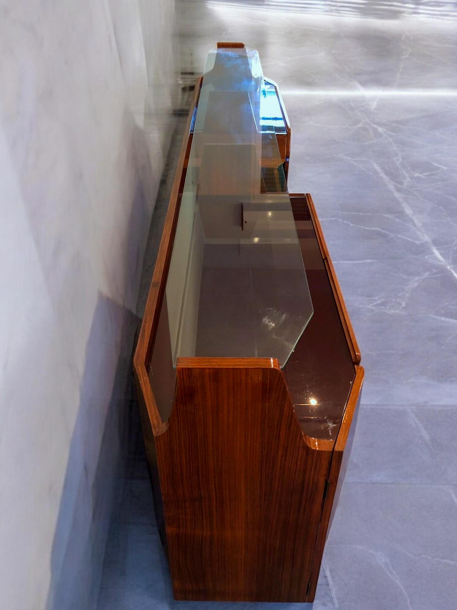 Italian Midcentury Sideboard  designed by Vittorio Dassi For Sale 1