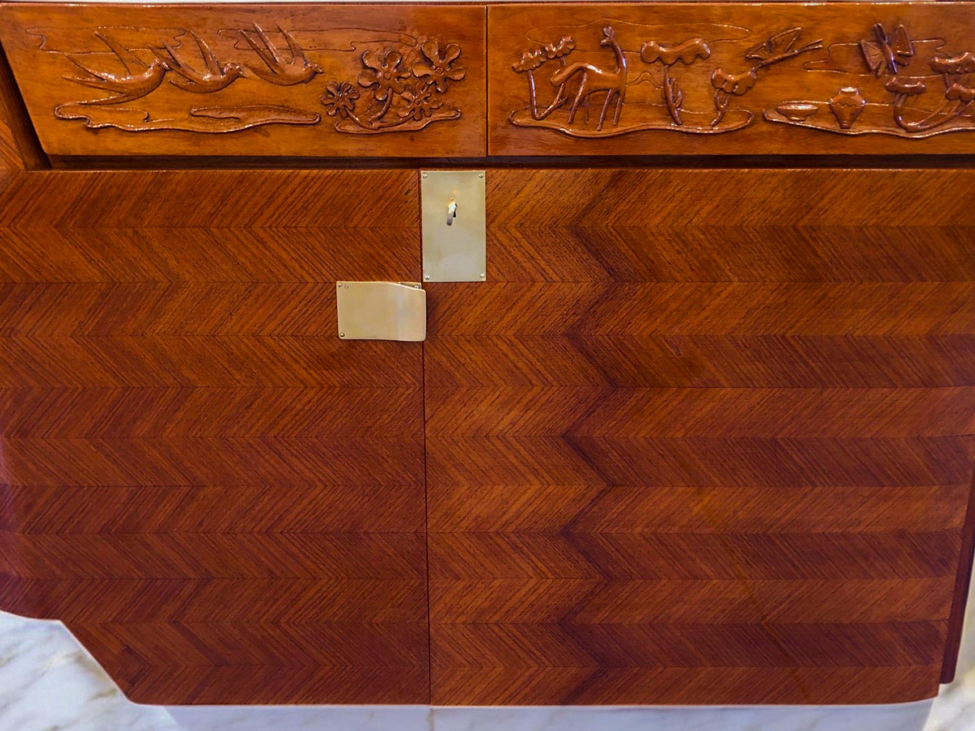 Italian Midcentury Sideboard  designed by Vittorio Dassi For Sale 10