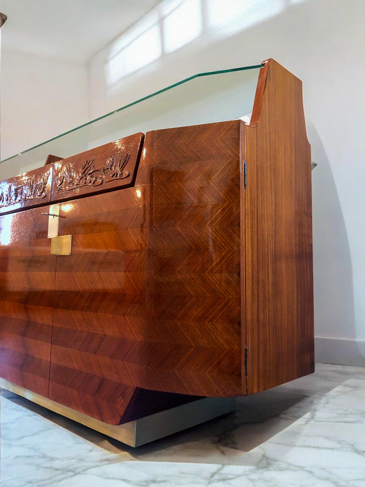 Italian Midcentury Sideboard  designed by Vittorio Dassi For Sale 13