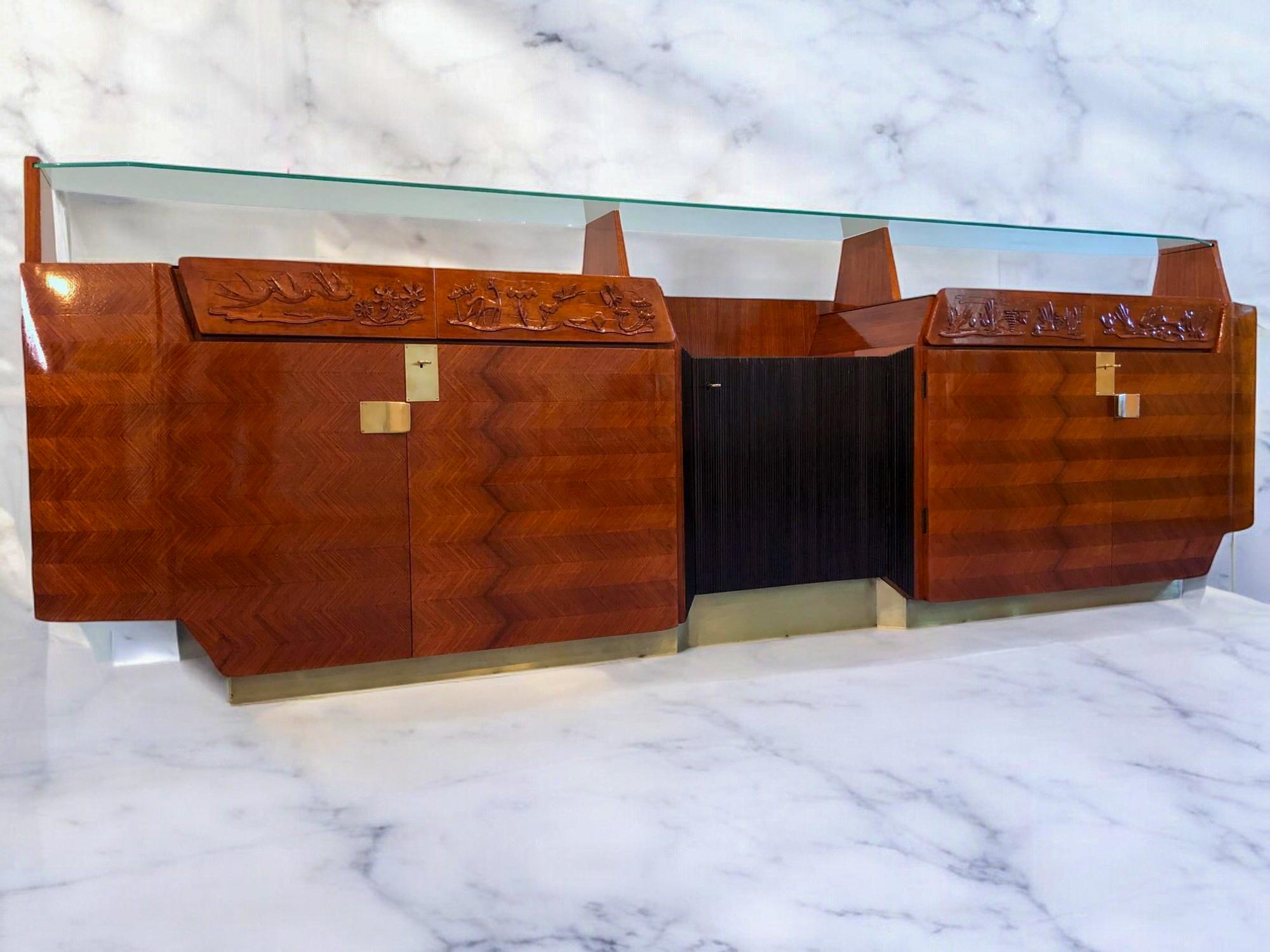 Mid-20th Century Italian Midcentury Sideboard  designed by Vittorio Dassi For Sale