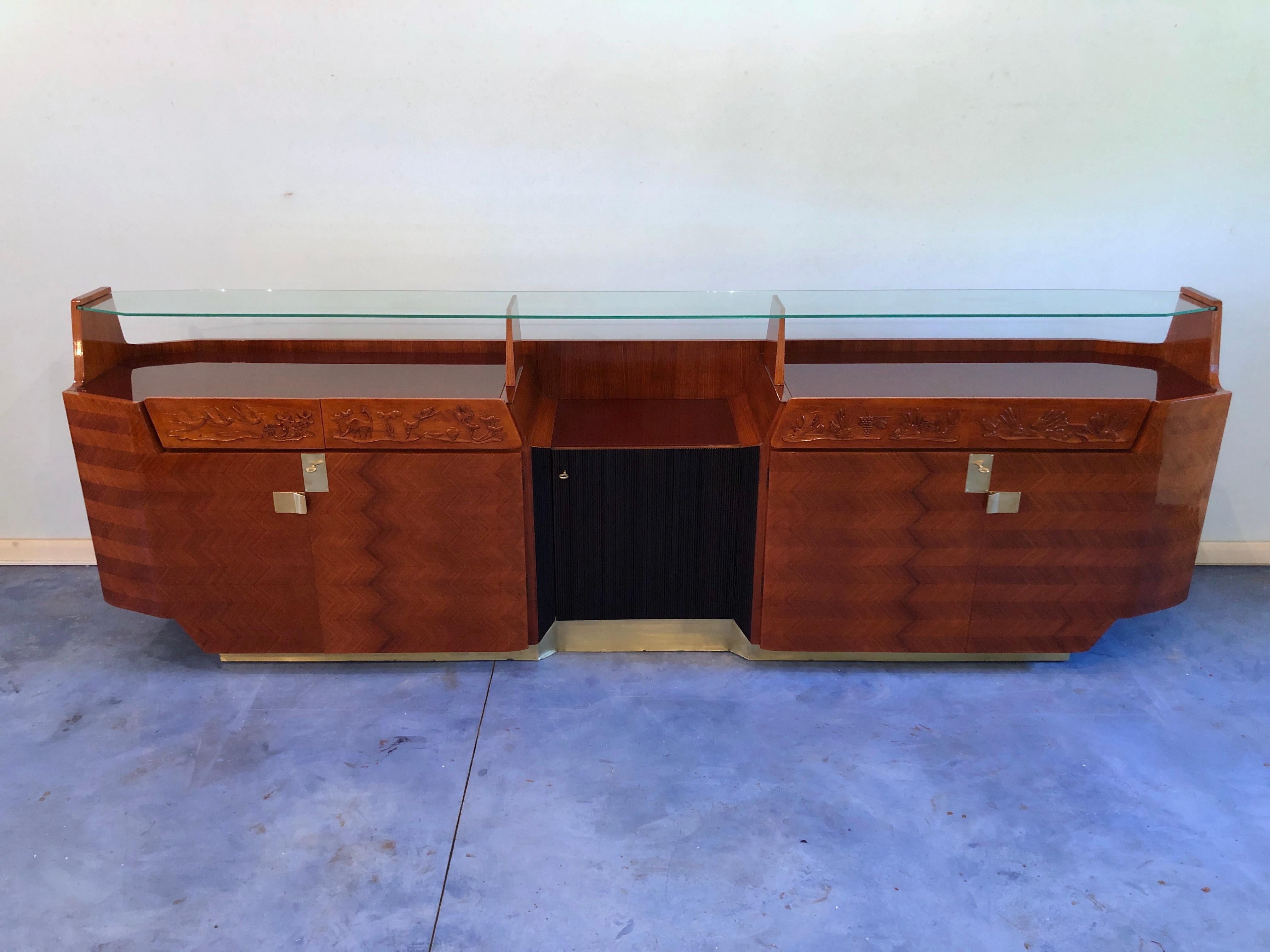 Mid-20th Century Italian Midcentury Sideboard  designed by Vittorio Dassi For Sale