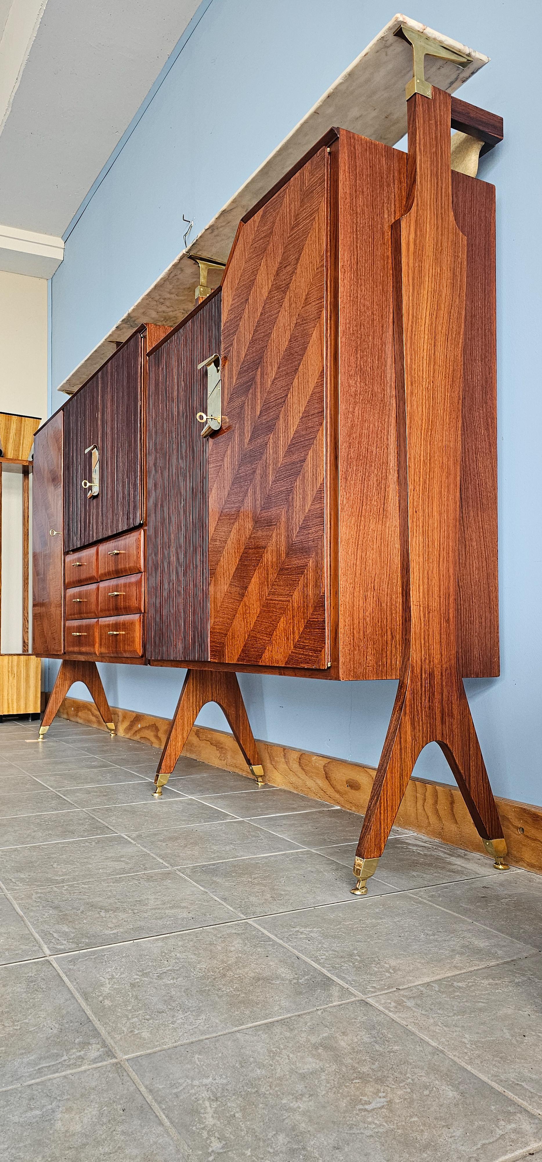 Italian Midcentury Sideboard or Cabinet Bar by La Permanente Mobili Cantù, 1950s In condizioni buone in vendita a Traversetolo, IT