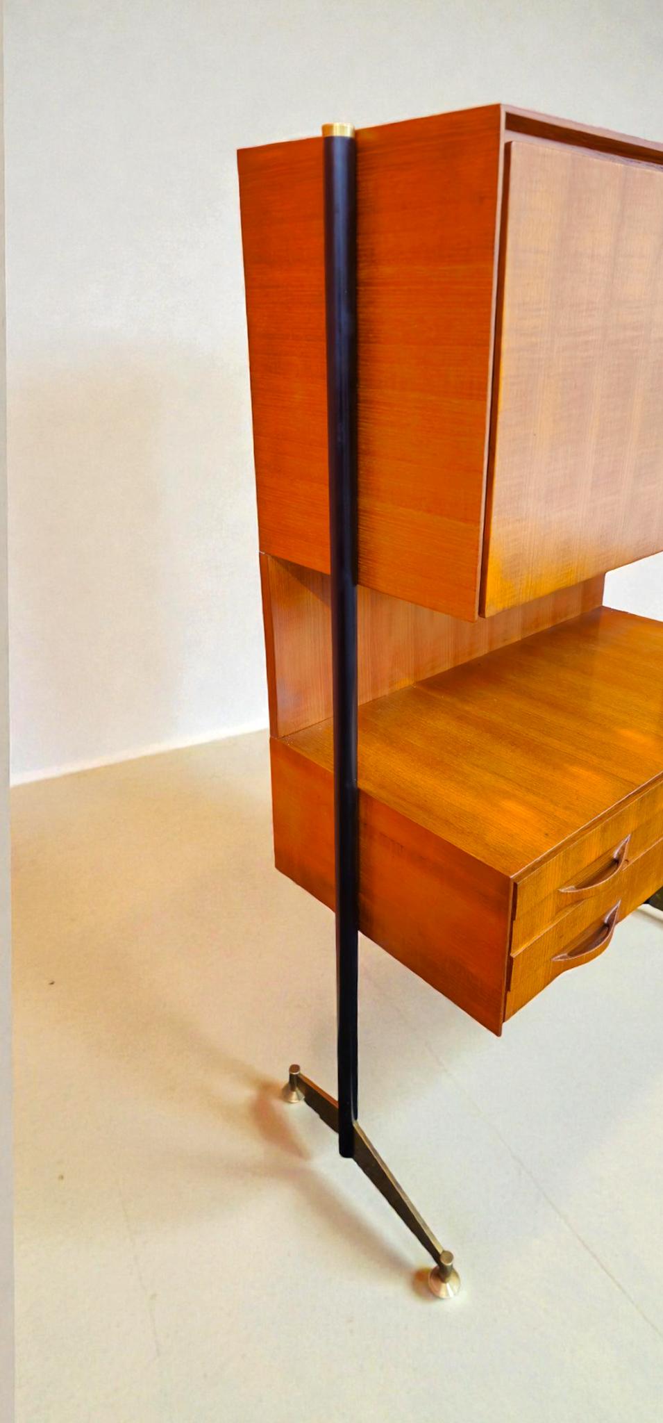 Credenza o mobile bar del Medioevo italiano in stile Ignazio Gardella, 1958 in vendita 9