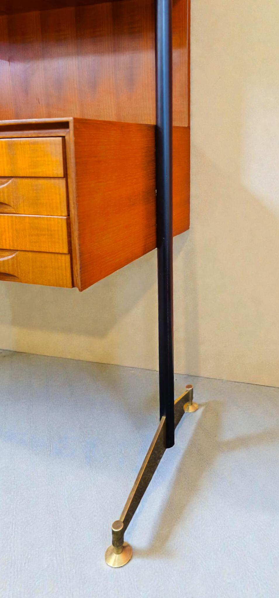 Credenza o mobile bar del Medioevo italiano in stile Ignazio Gardella, 1958 in vendita 11