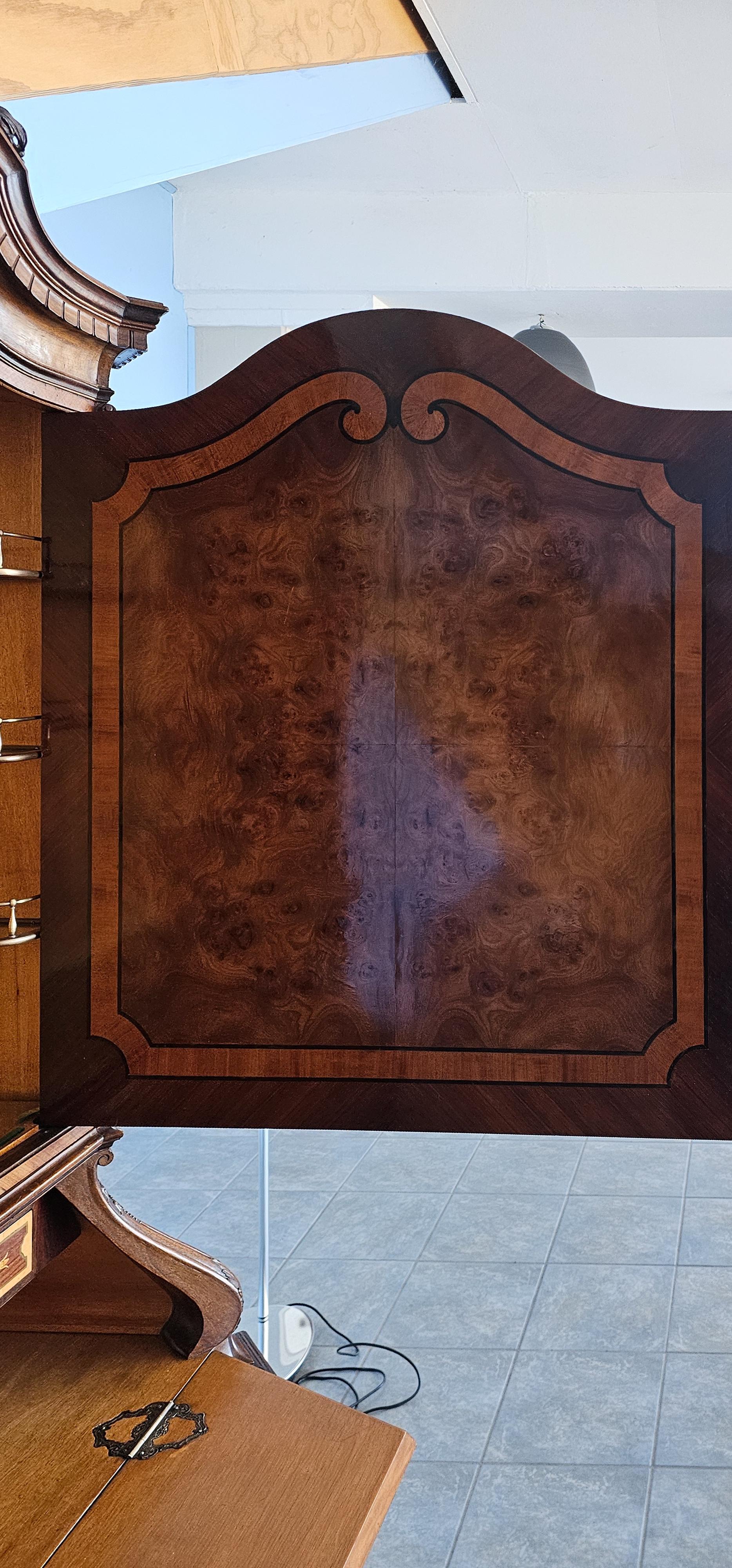 Credenza o Trumeau intarsiato di Pietro Ferrario, Italia 1946 in vendita 11