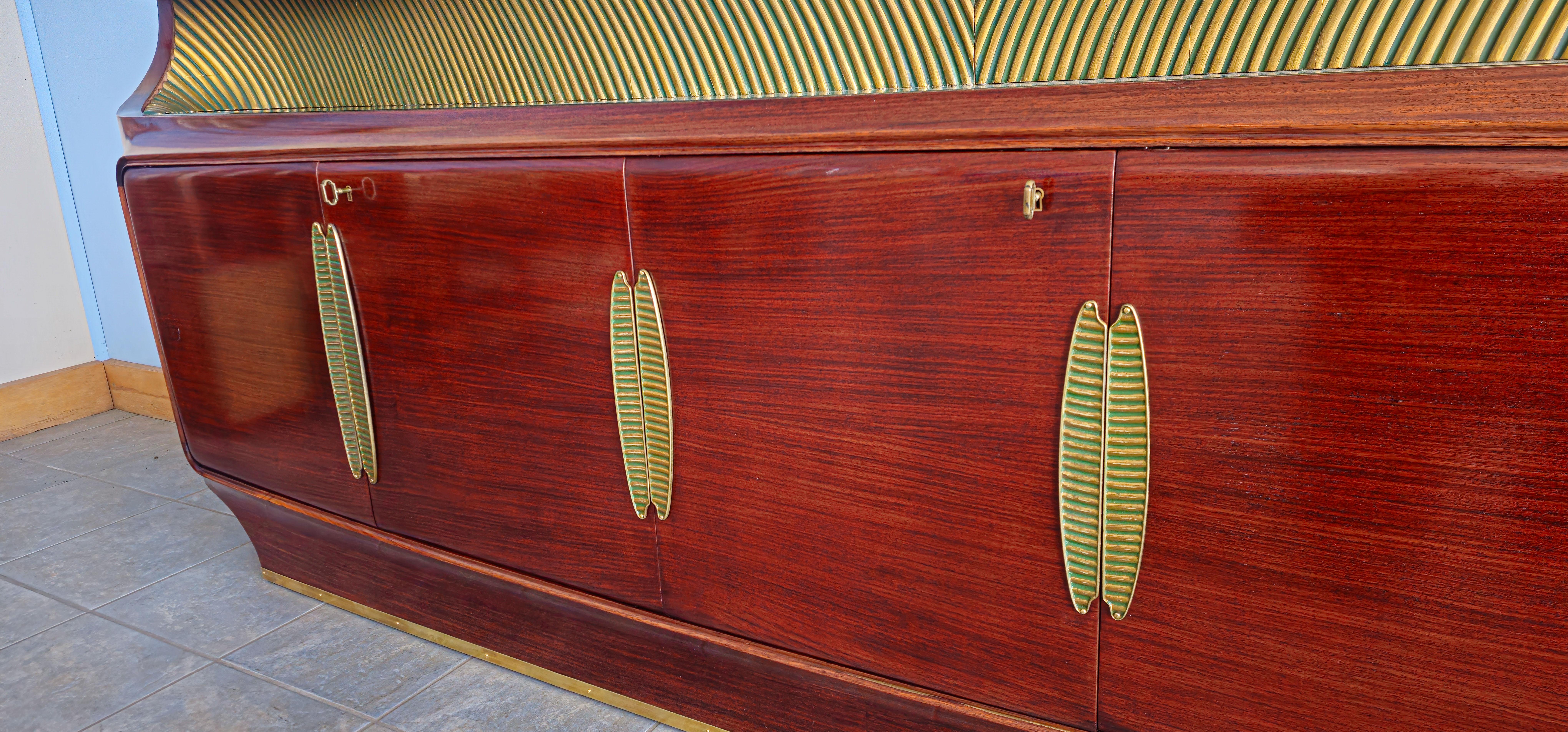 Credenza italiana del Medioevo con specchio, design di Vittorio Dassi, anni '50 in vendita 3