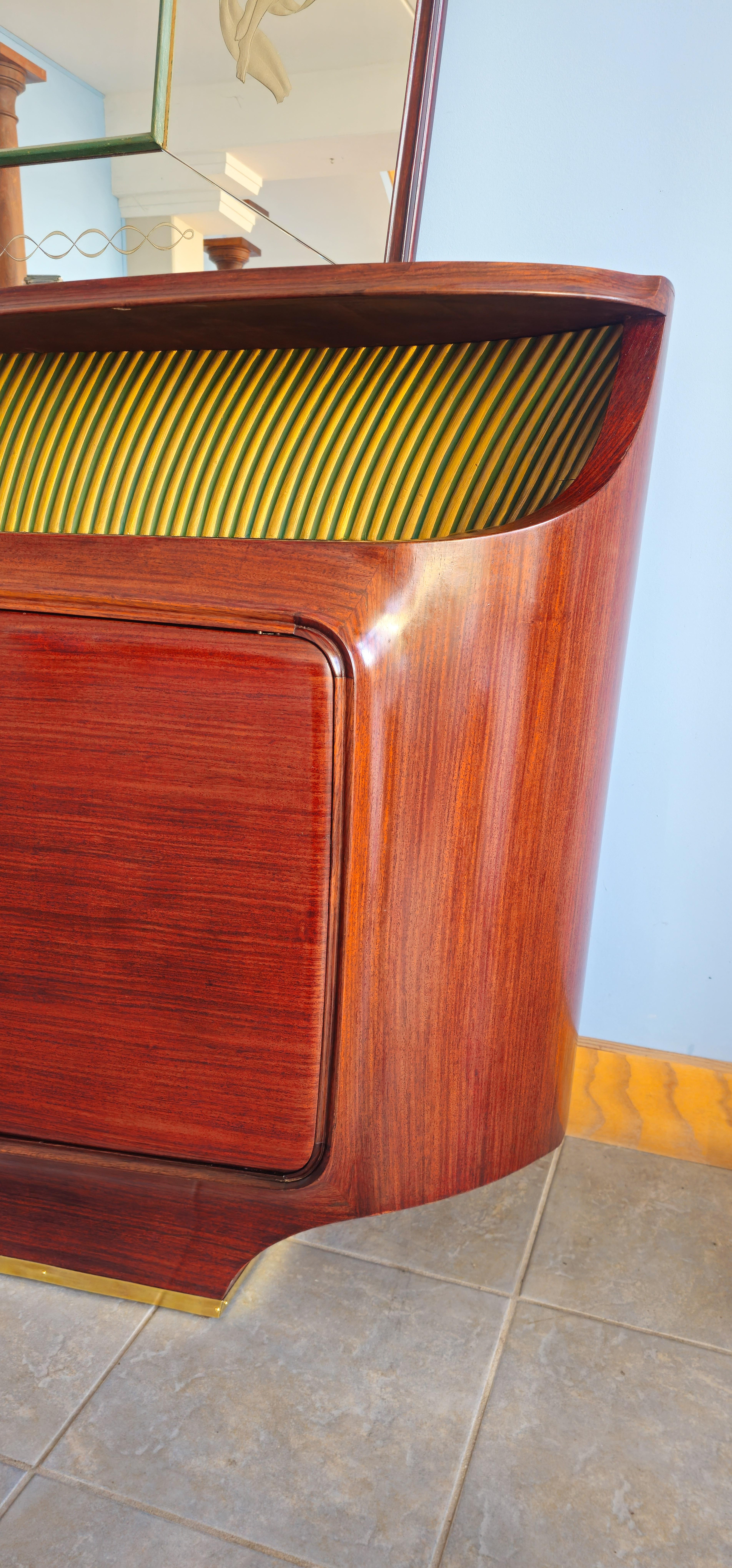 Credenza italiana del Medioevo con specchio, design di Vittorio Dassi, anni '50 in vendita 8