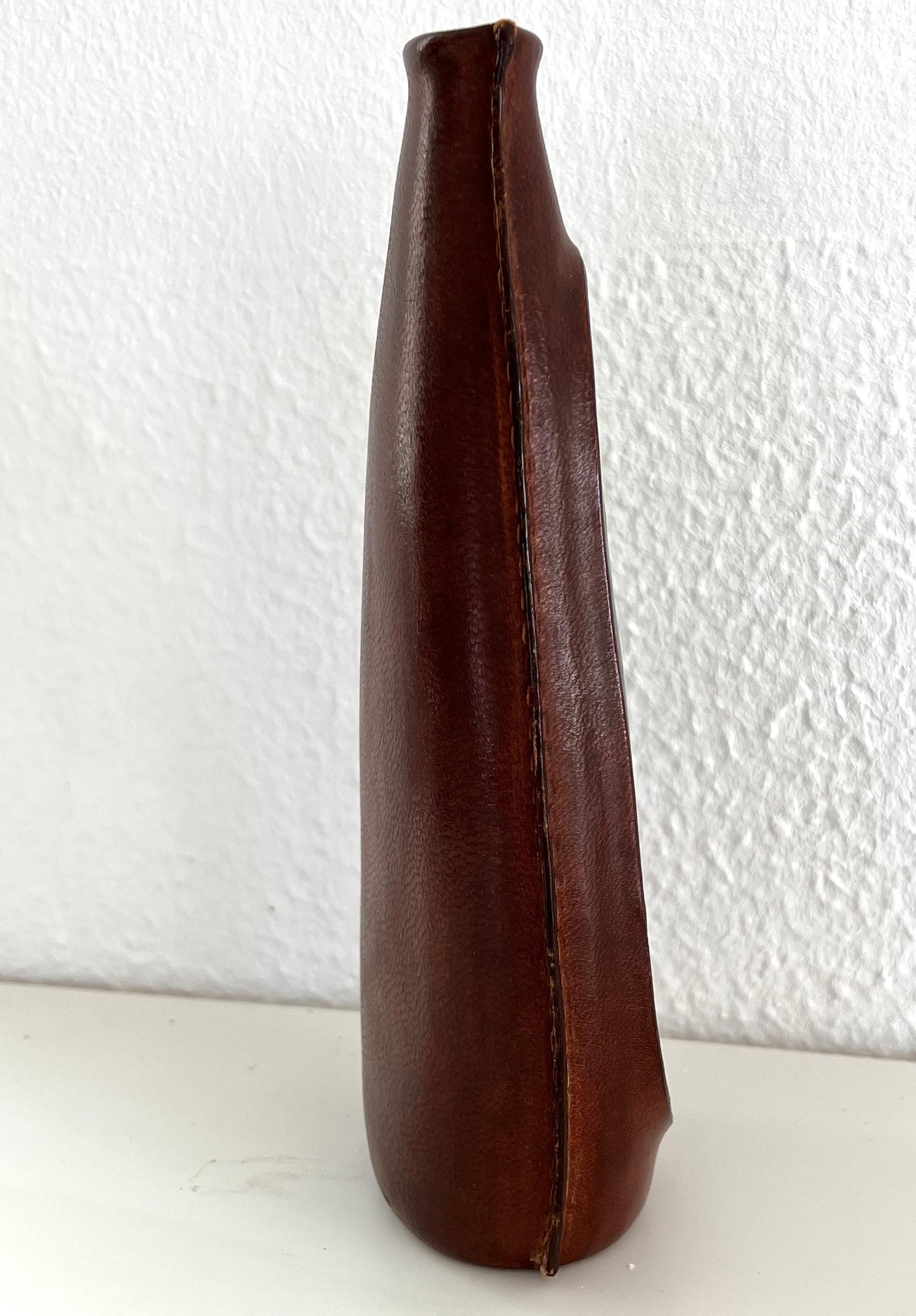 Italienische signierte Blumenvase aus Keramik aus der Mitte des Jahrhunderts von Marcello Fantoni, 1960 (20. Jahrhundert) im Angebot
