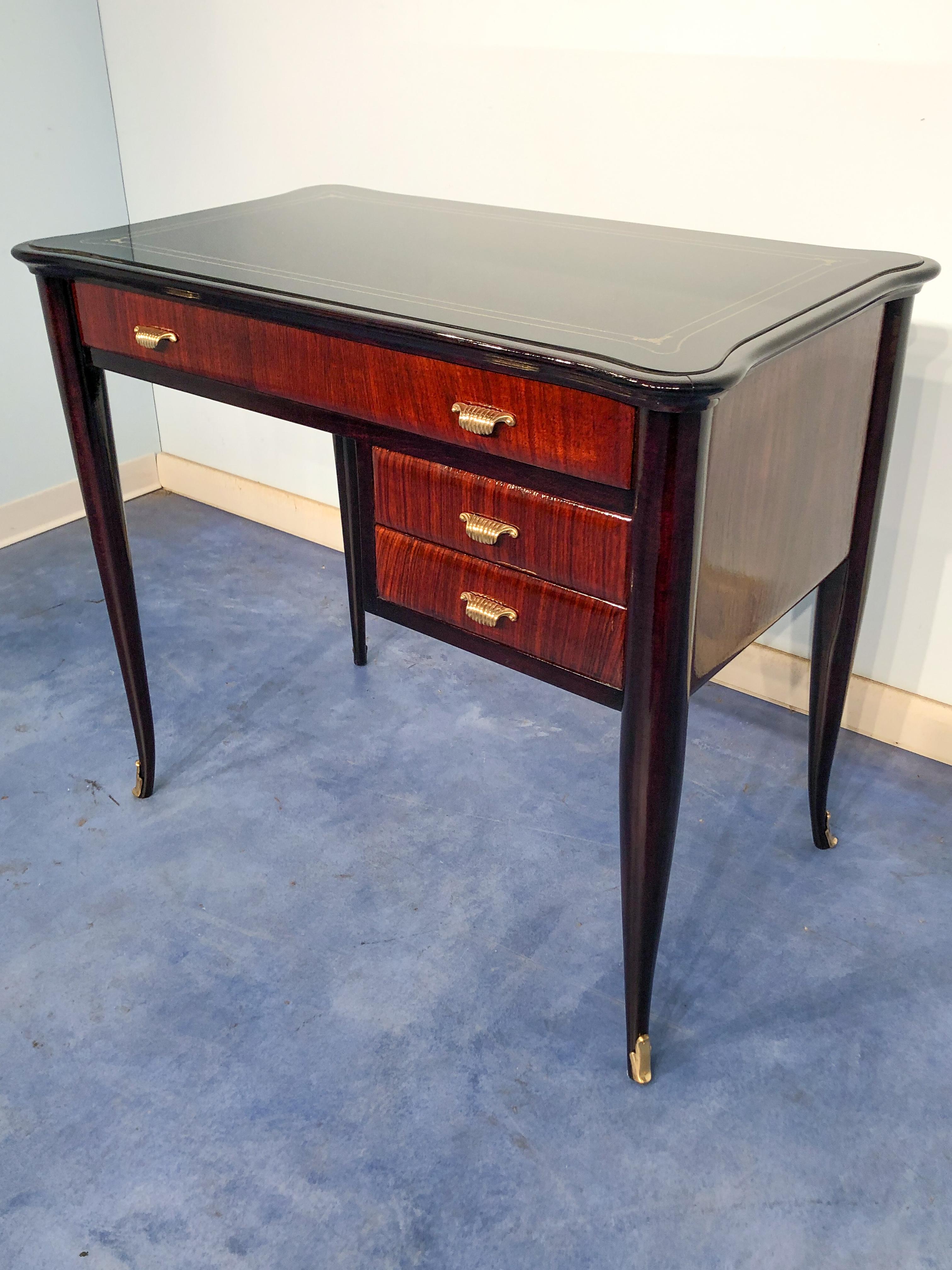 Italian Mid-Century Modern Small Desk and Chair Attributed to Paolo Buffa, 1950s For Sale 1
