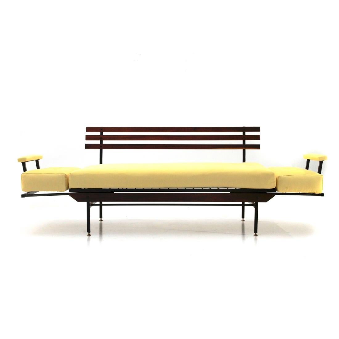 Mid-20th Century Italian Midcentury Sofa Bed in Yellow Fabric, 1950s For Sale