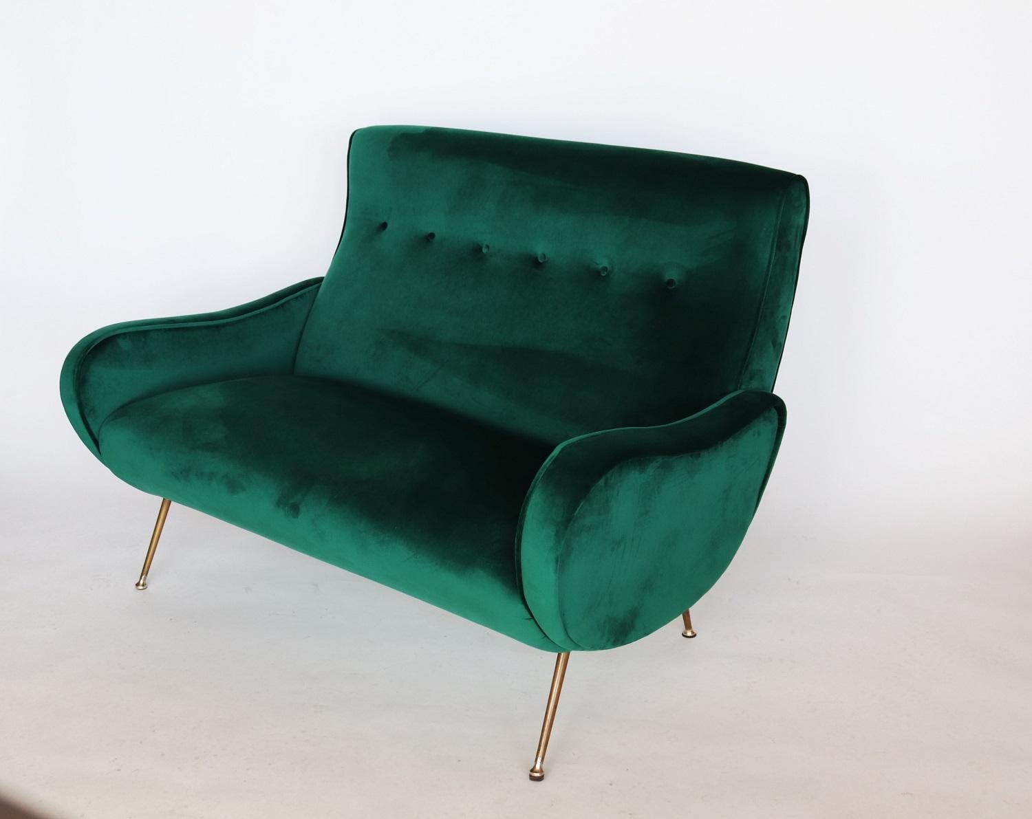 Mid-20th Century Italian Midcentury Sofa in New Green Velvet and Brass Tipps, 1950s For Sale