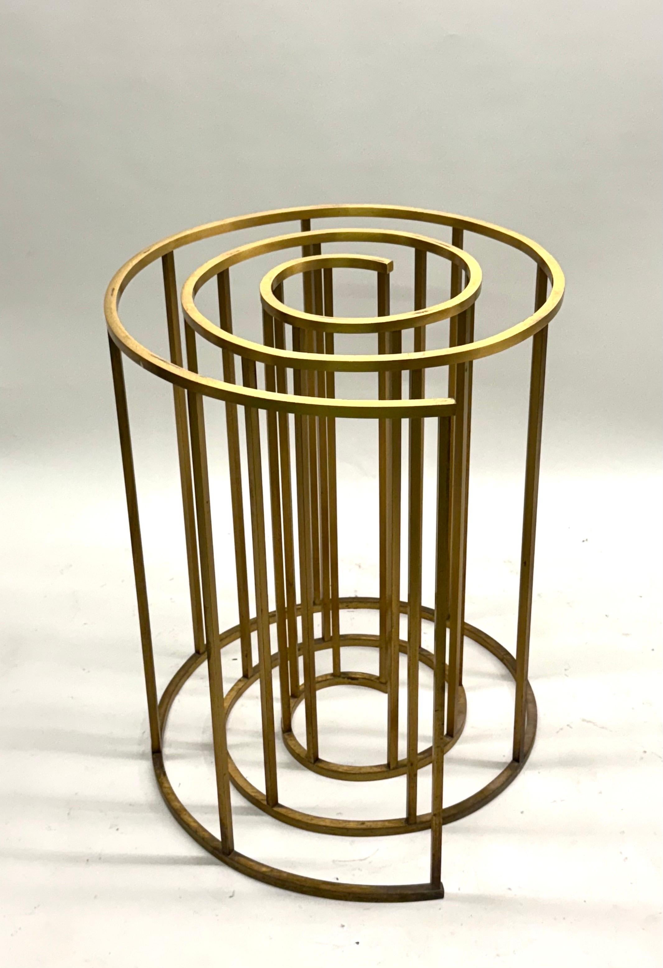 Italian Midcentury Spiral Brass Dining / CenterTable Base, Luciano Frigerio 1970 For Sale 4