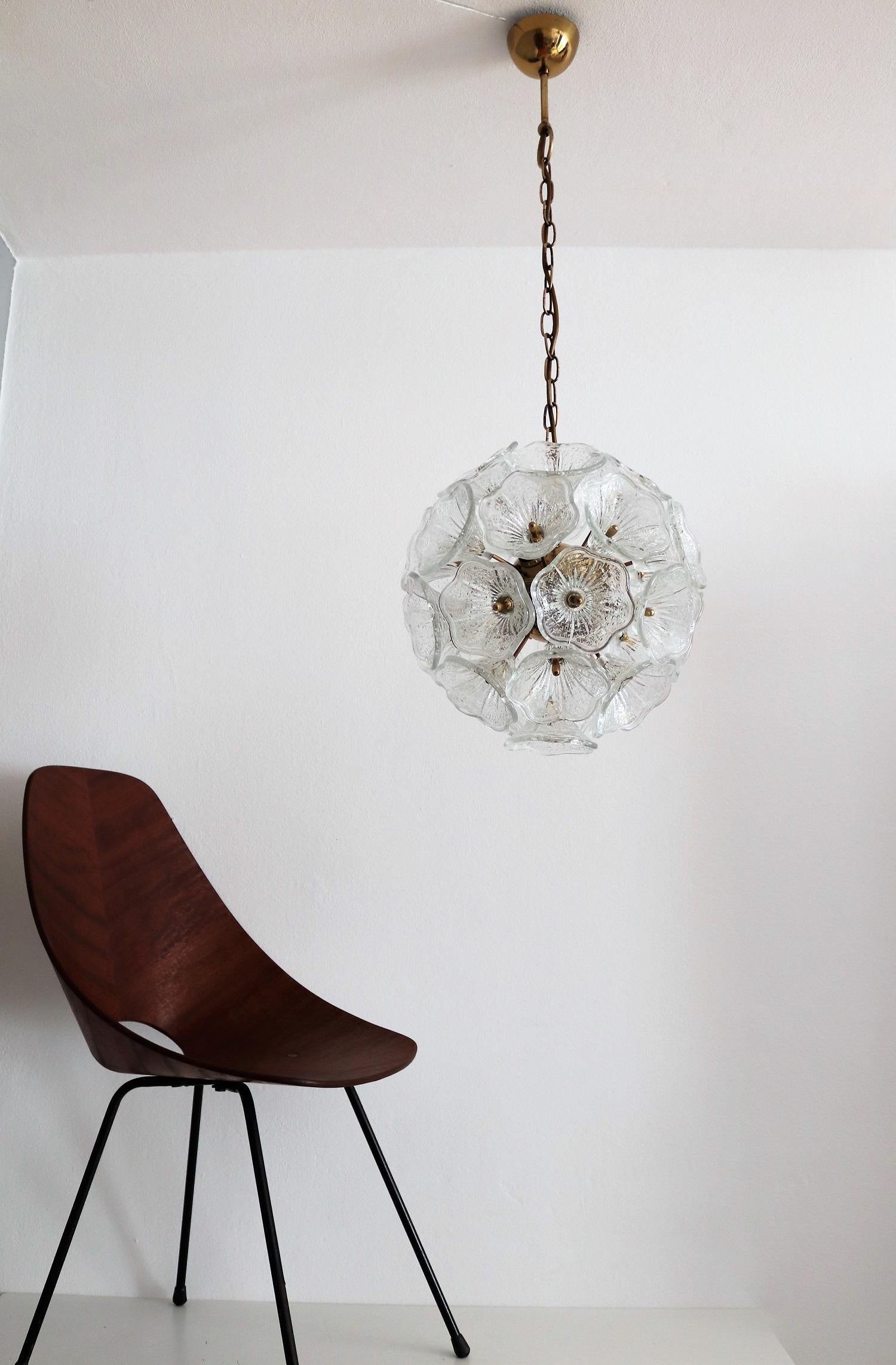 Mid-Century Modern Italian Midcentury Sputnik Glass and Brass Chandelier by Venini, 1960s