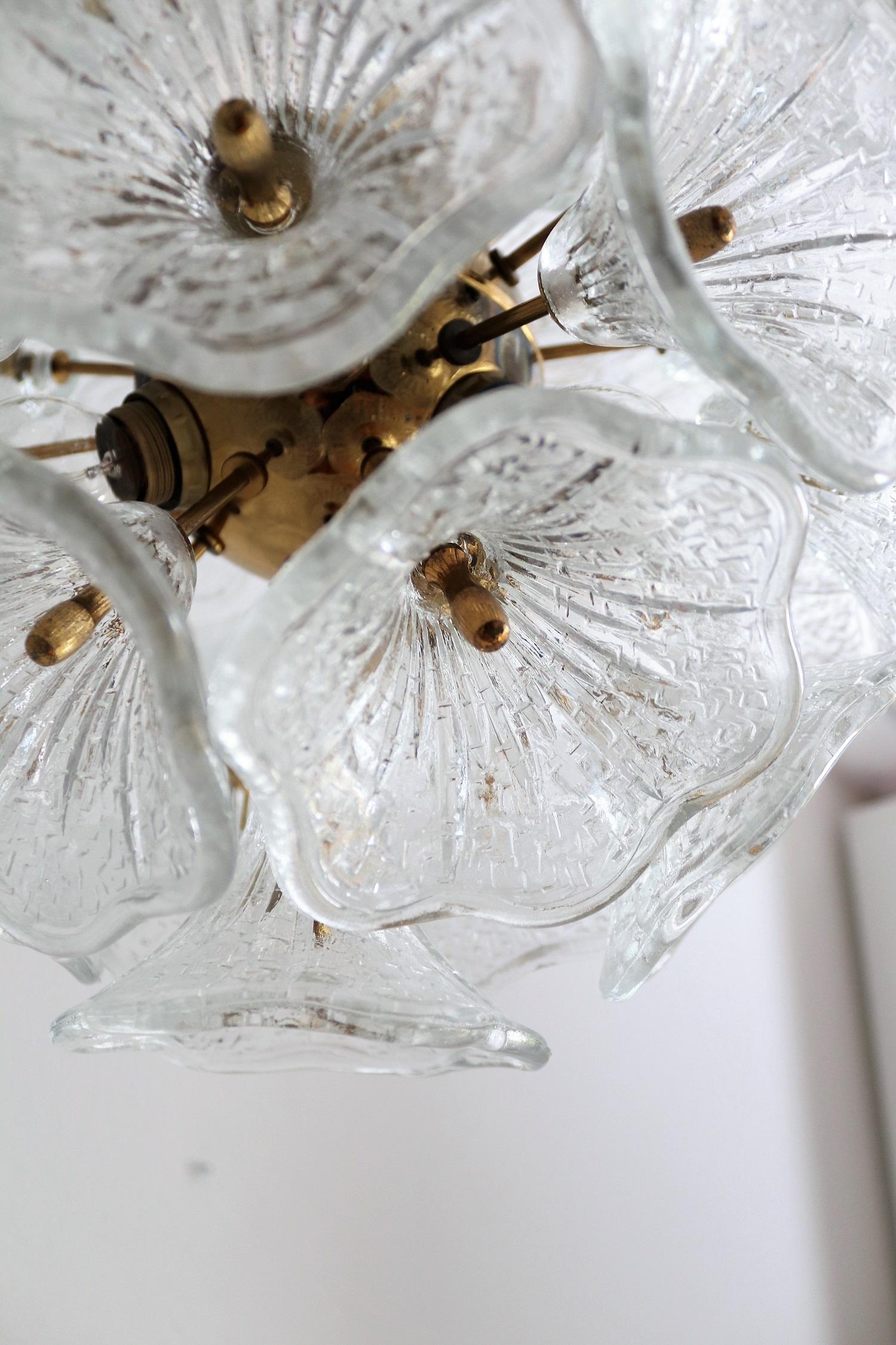 Italian Midcentury Sputnik Glass and Brass Chandelier by Venini, 1960s 3