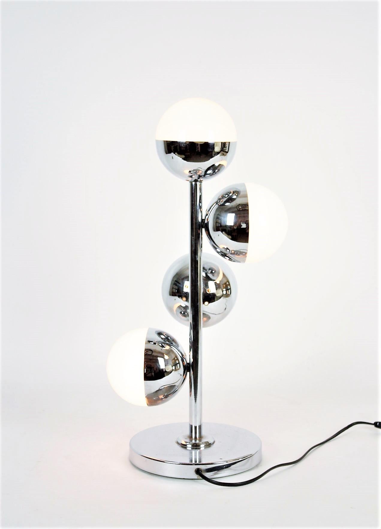 Italian Modernist Stilnovo Style Chrome Table Lamp with Opaline Glass Globes In Good Condition In Barcelona, ES