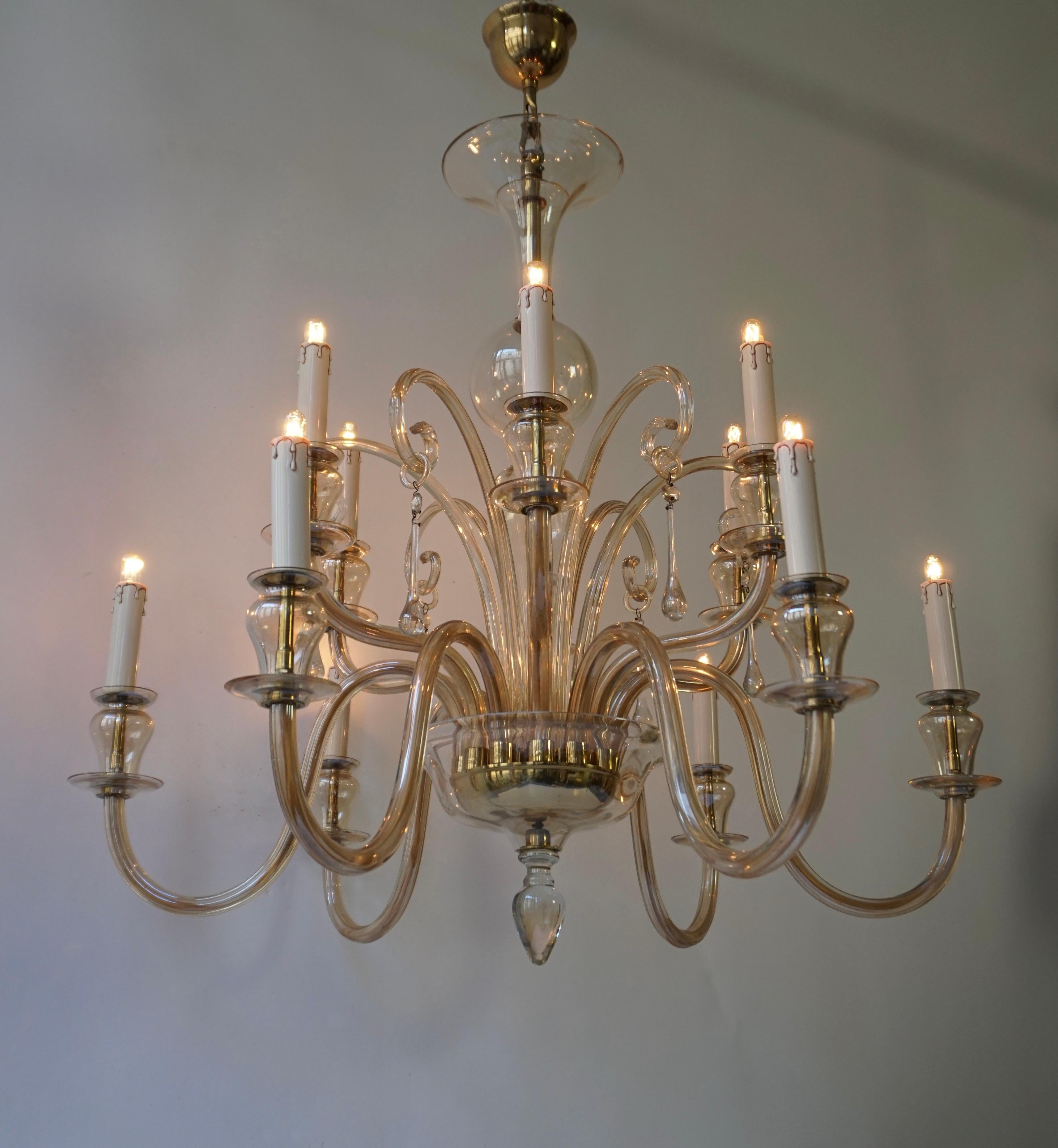 Italian Midcentury Style Hand Blown Murano Venetian Glass Chandelier For Sale 1