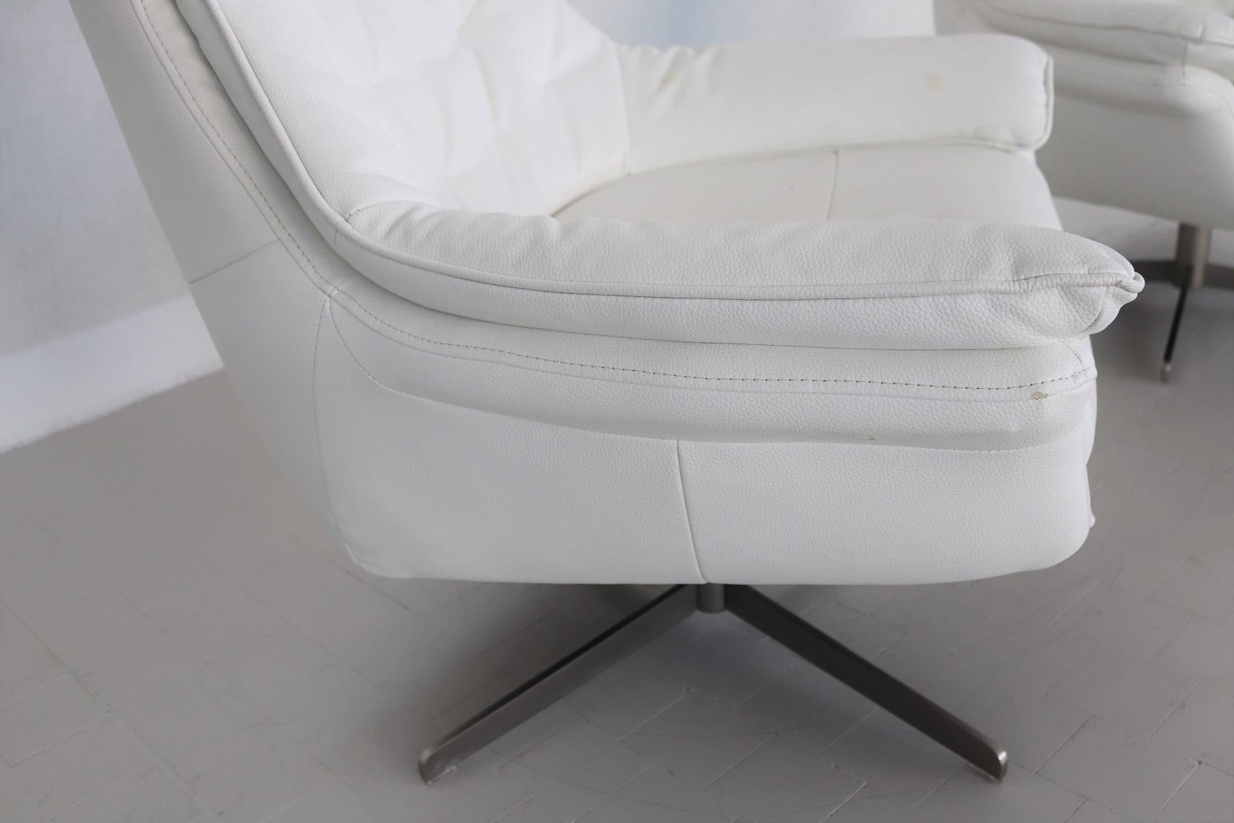 Italian Midcentury Swivel Armchairs in White Leather, 1980s For Sale 4