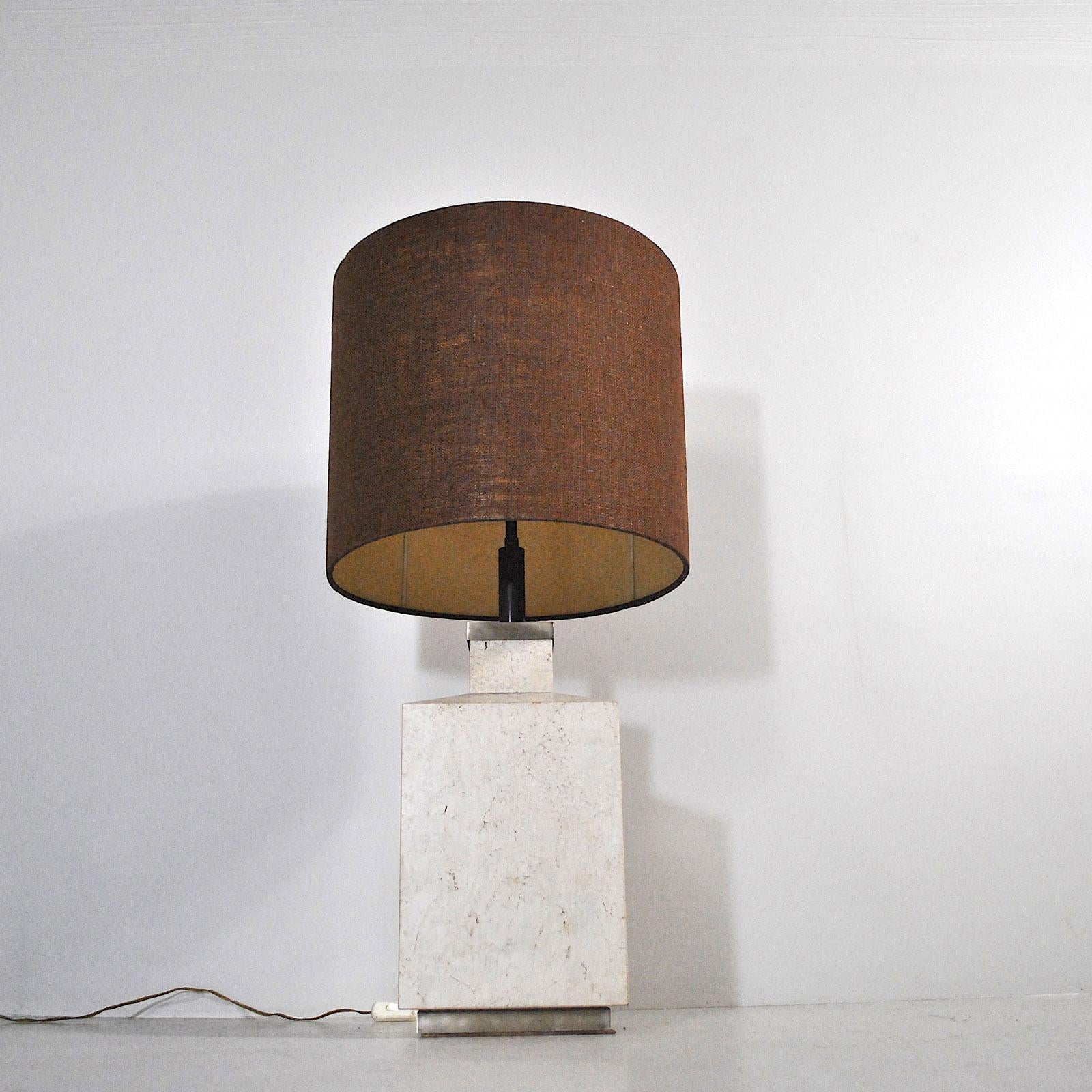 Mid-Century Modern Italian Midcentury Table Lamp Form the 1970s For Sale
