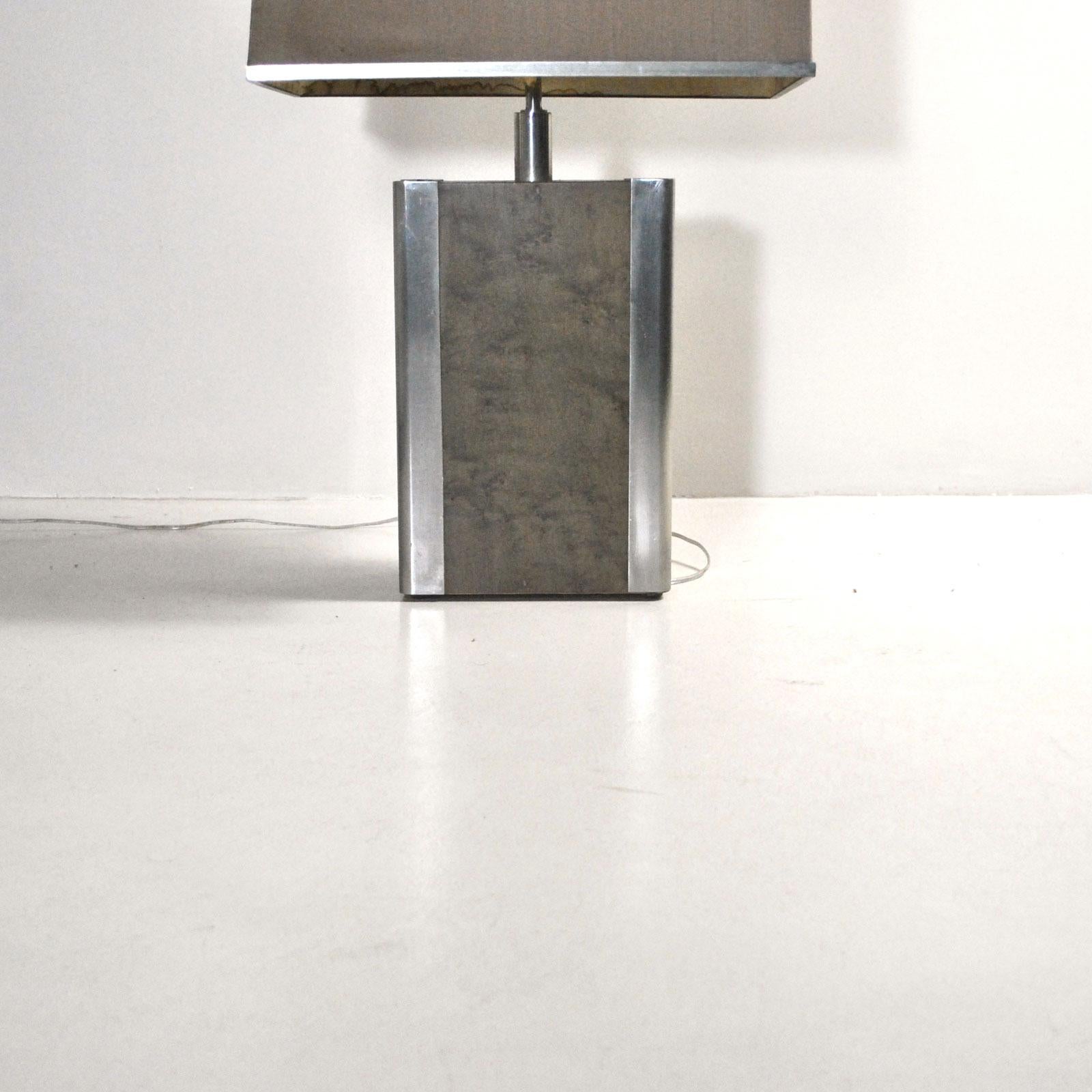 Italian Midcentury Table Lamp in Drawn Wood and Steel from the 1970s In Good Condition For Sale In bari, IT