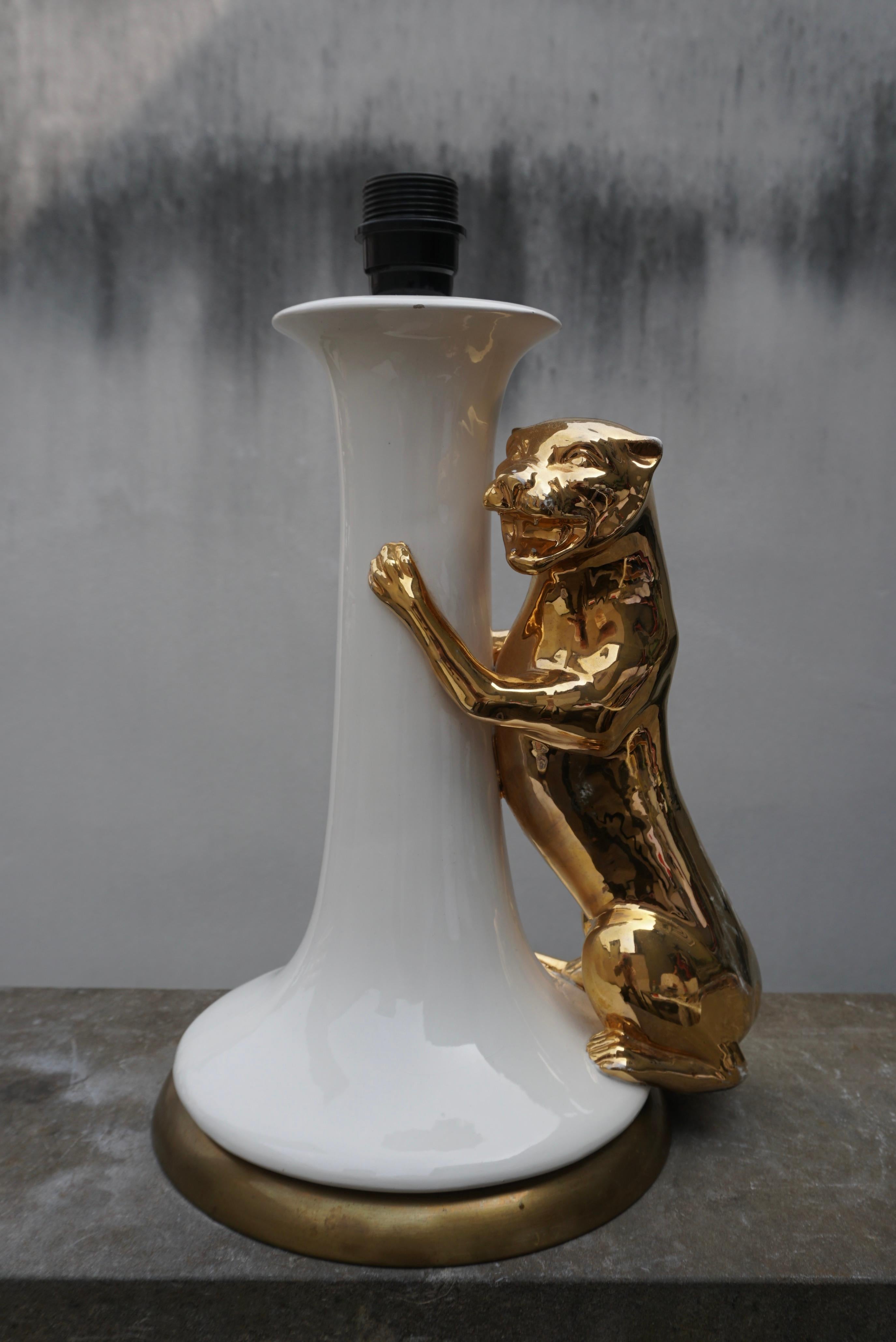Italian Midcentury Table Lamp with Ceramic Gilt Panther, 1970s For Sale 5