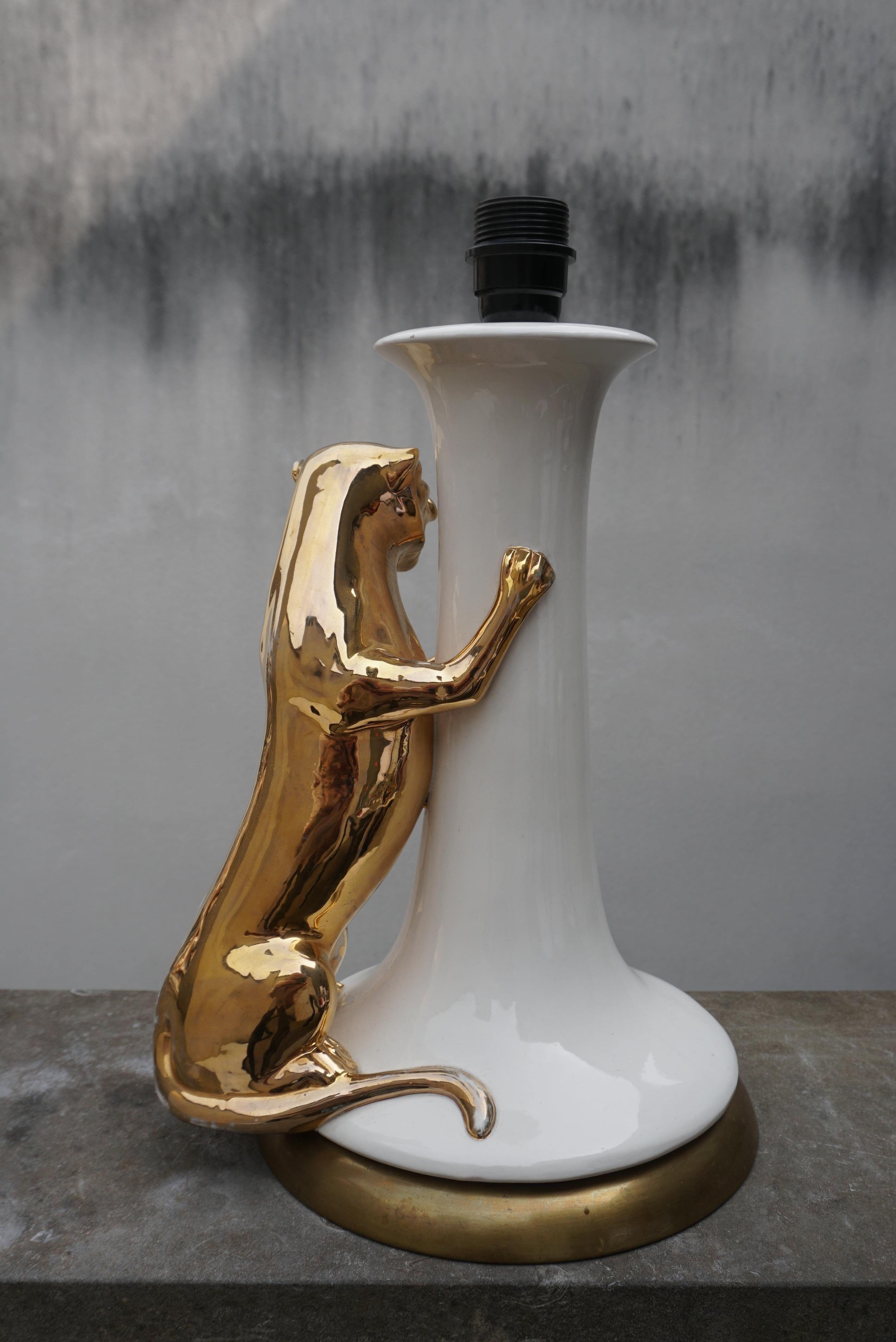 Italian Midcentury Table Lamp with Ceramic Gilt Panther, 1970s For Sale 6