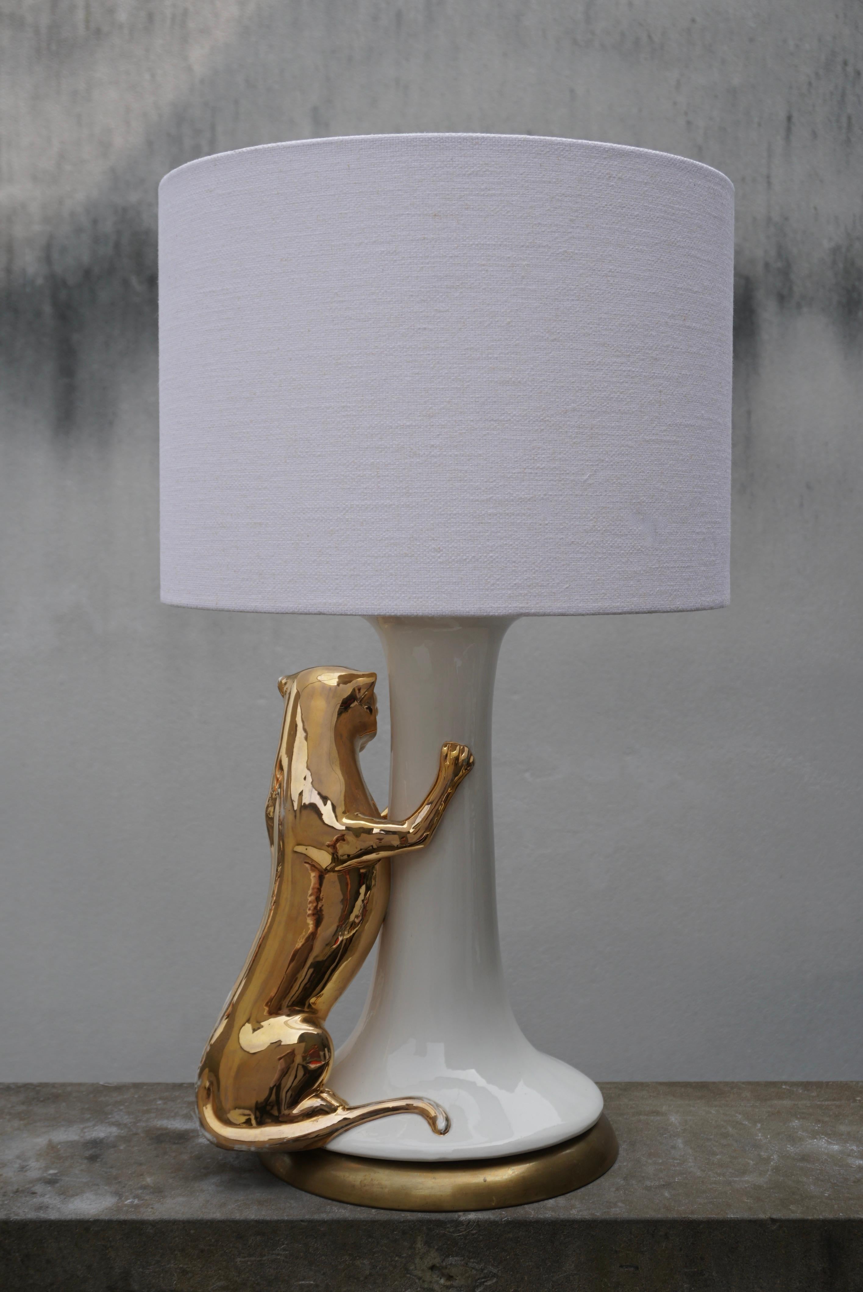 Brass Italian Midcentury Table Lamp with Ceramic Gilt Panther, 1970s For Sale