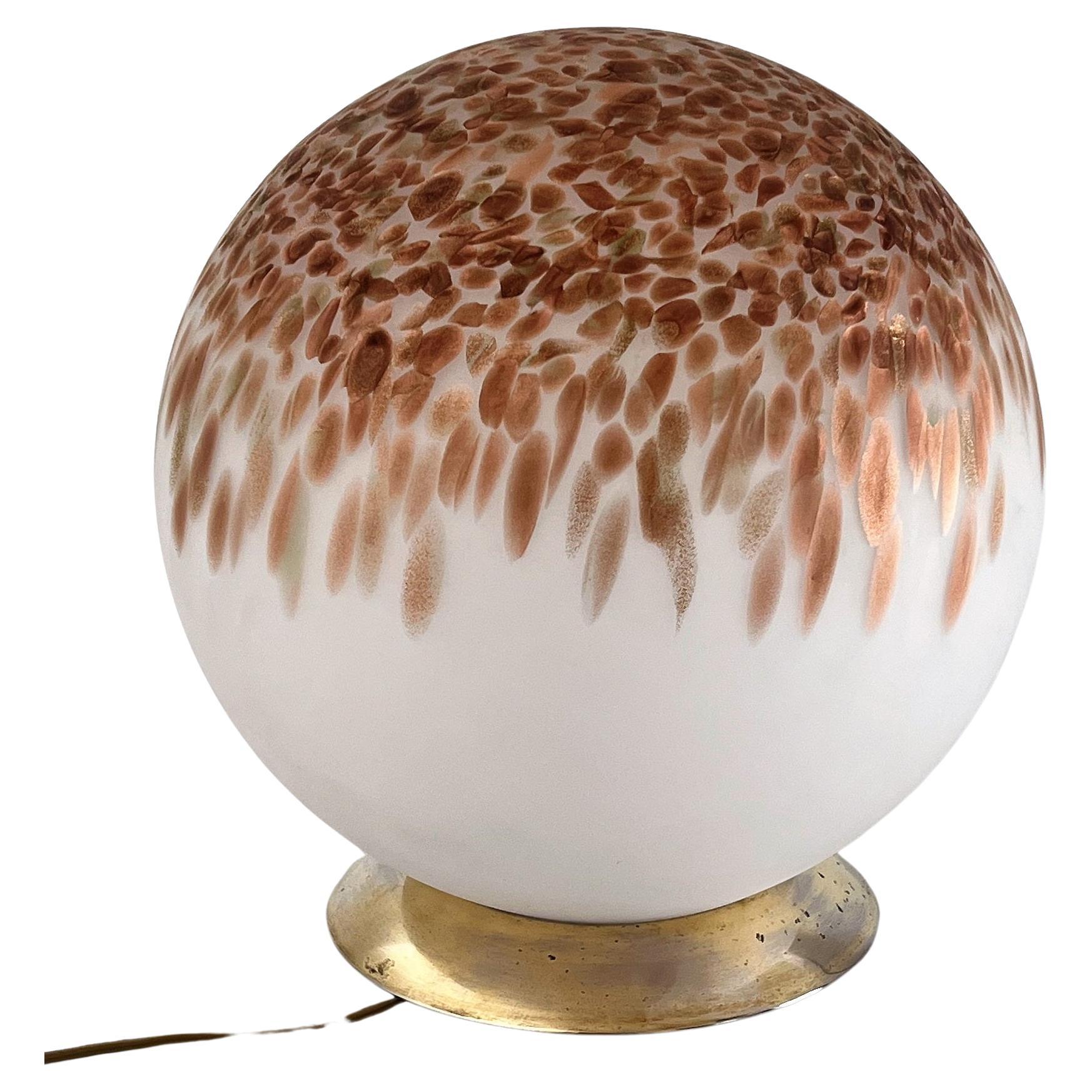 Italian Midcentury Table Lamp with Murano Glass Ball and Copper-Colored Murrine For Sale