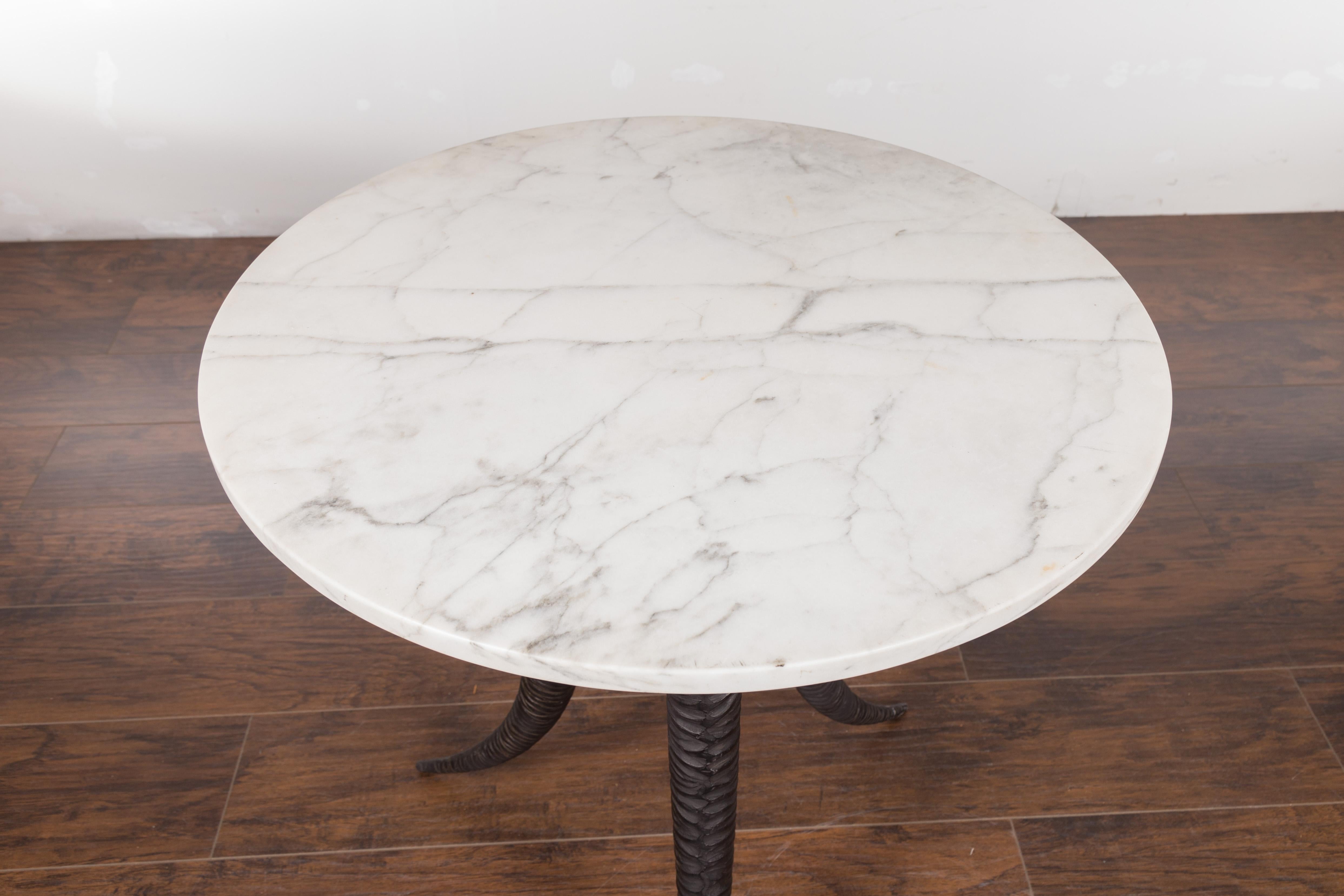 Italian Midcentury Table with Horn Style Tripod Base and White Marble Top In Good Condition In Atlanta, GA