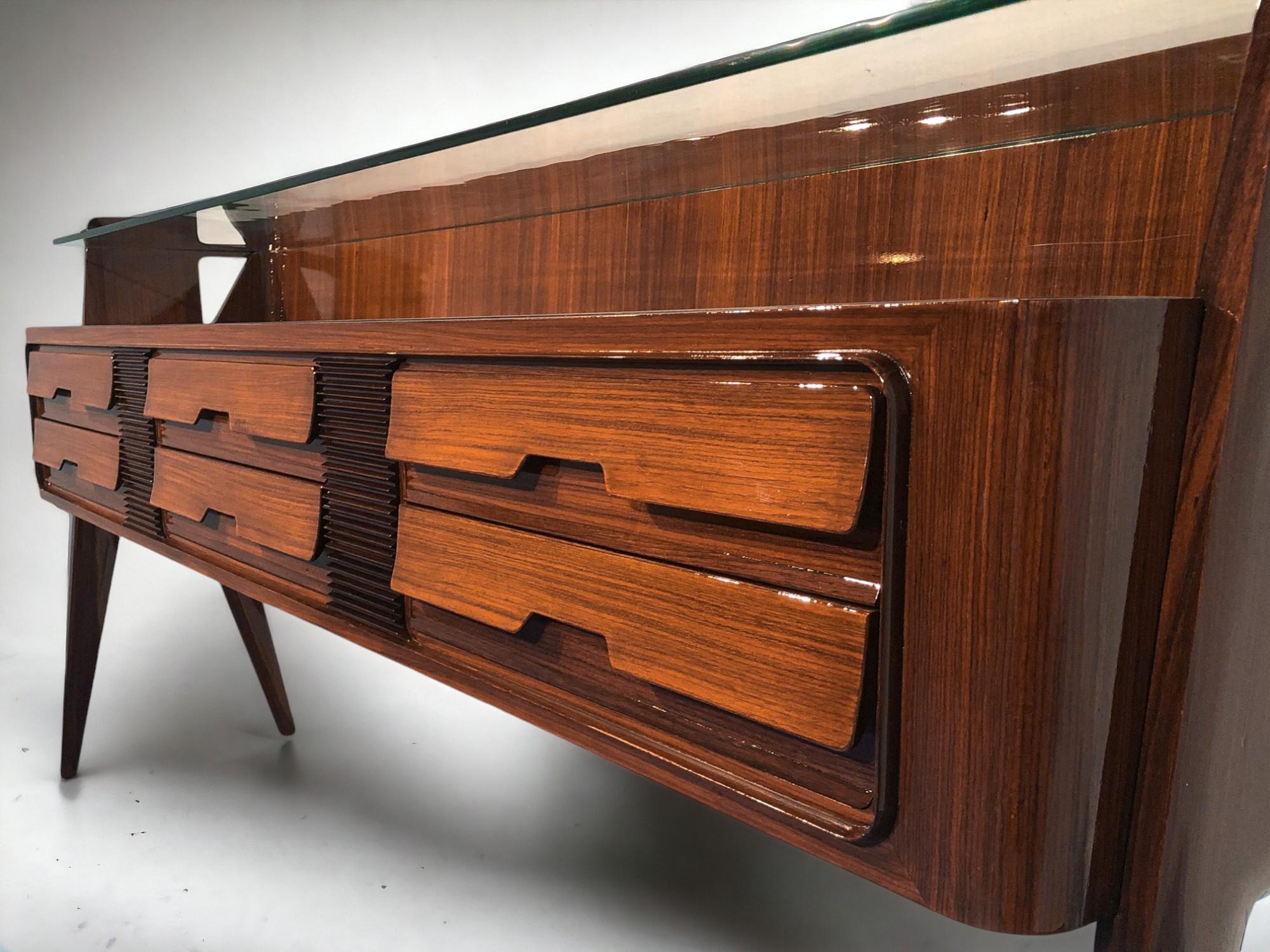 Maple Italian Midcentury Sideboard  or Chest of Drawers by Vittorio Dassi, 1950s For Sale