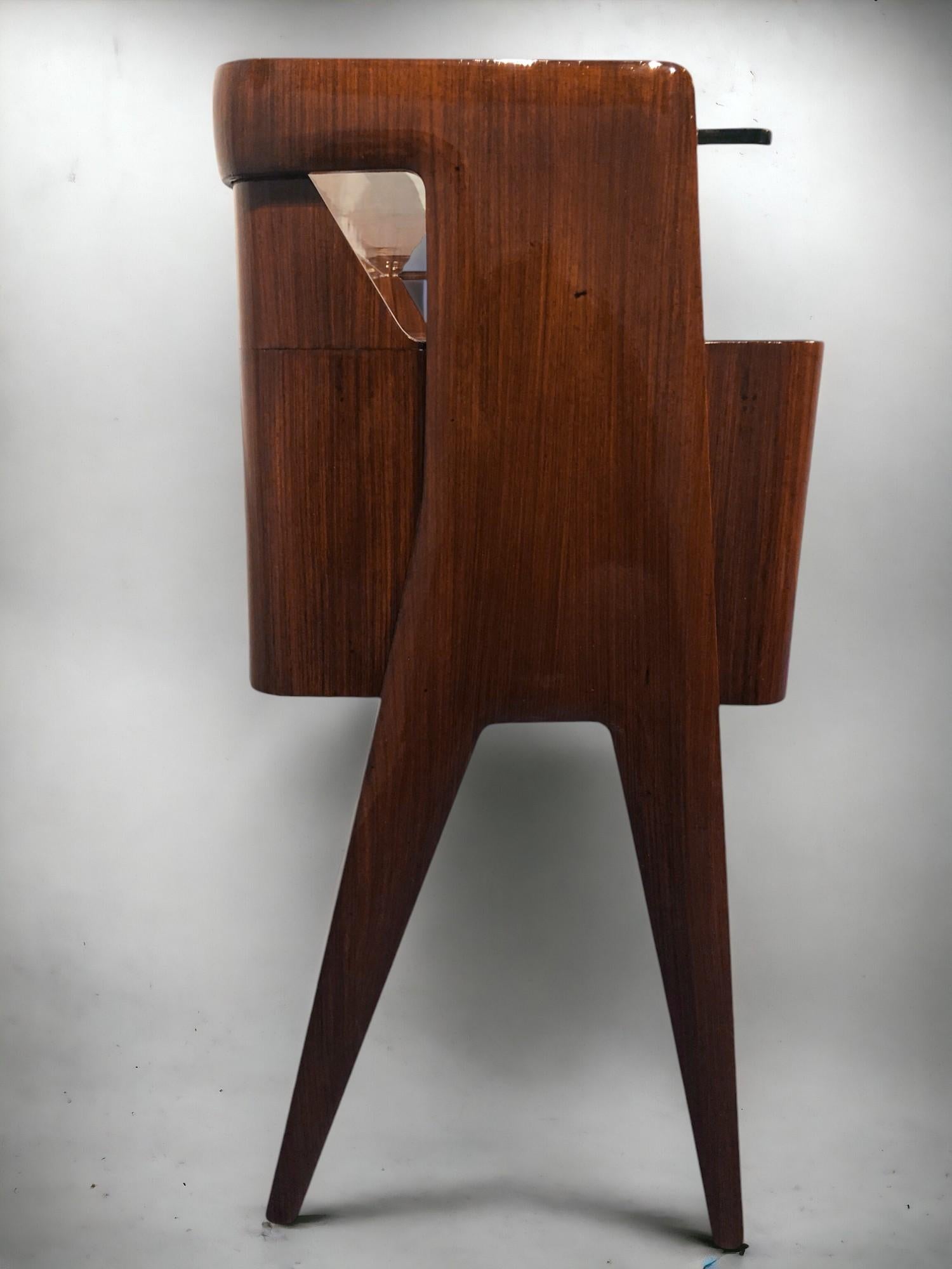 Italian Midcentury Sideboard  or Chest of Drawers by Vittorio Dassi, 1950s For Sale 10