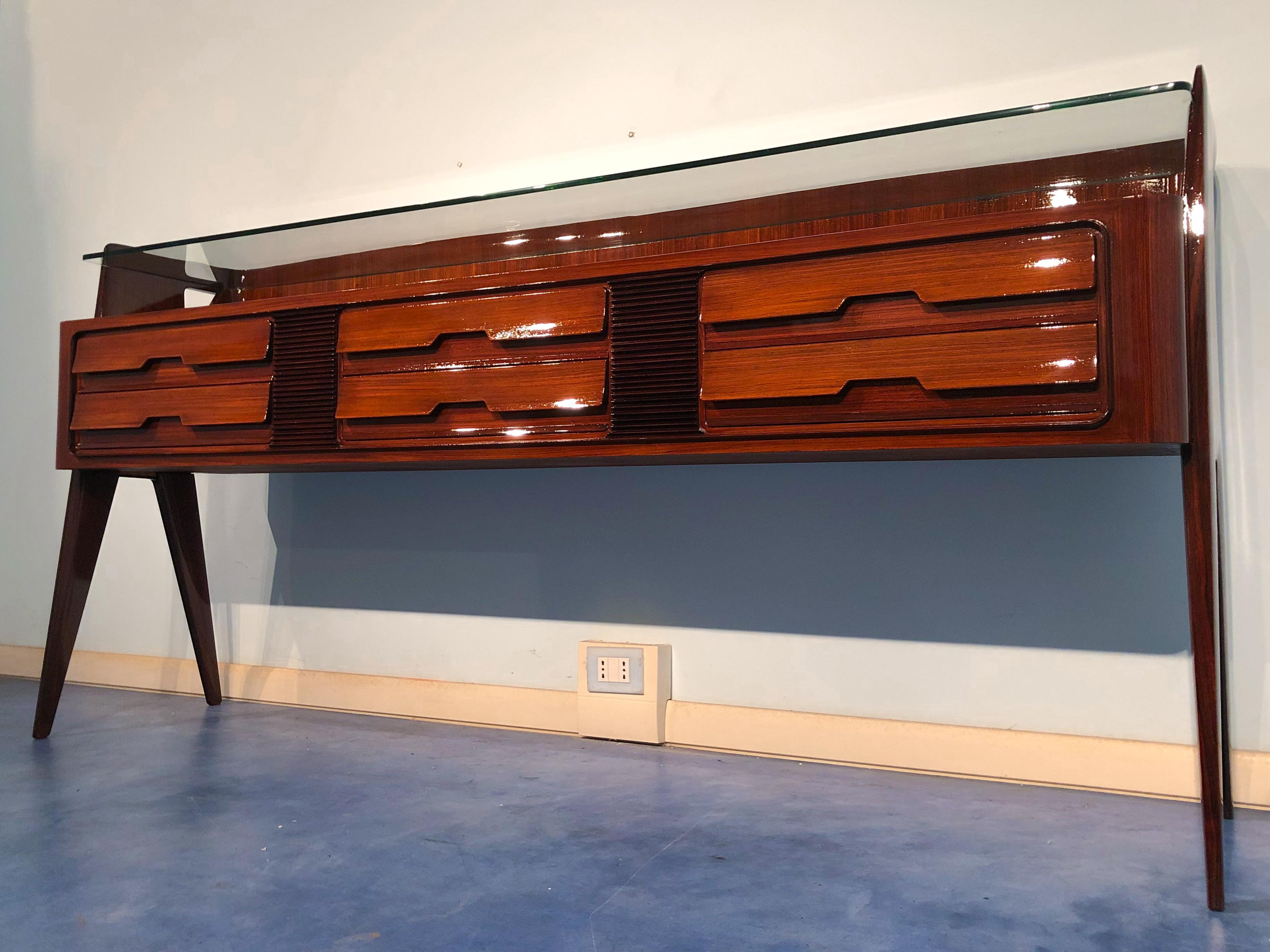 Italienisches Sideboard aus Teakholz aus der Mitte des Jahrhunderts von Vittorio & Plinio Dassi, 1950er Jahre (Moderne der Mitte des Jahrhunderts) im Angebot