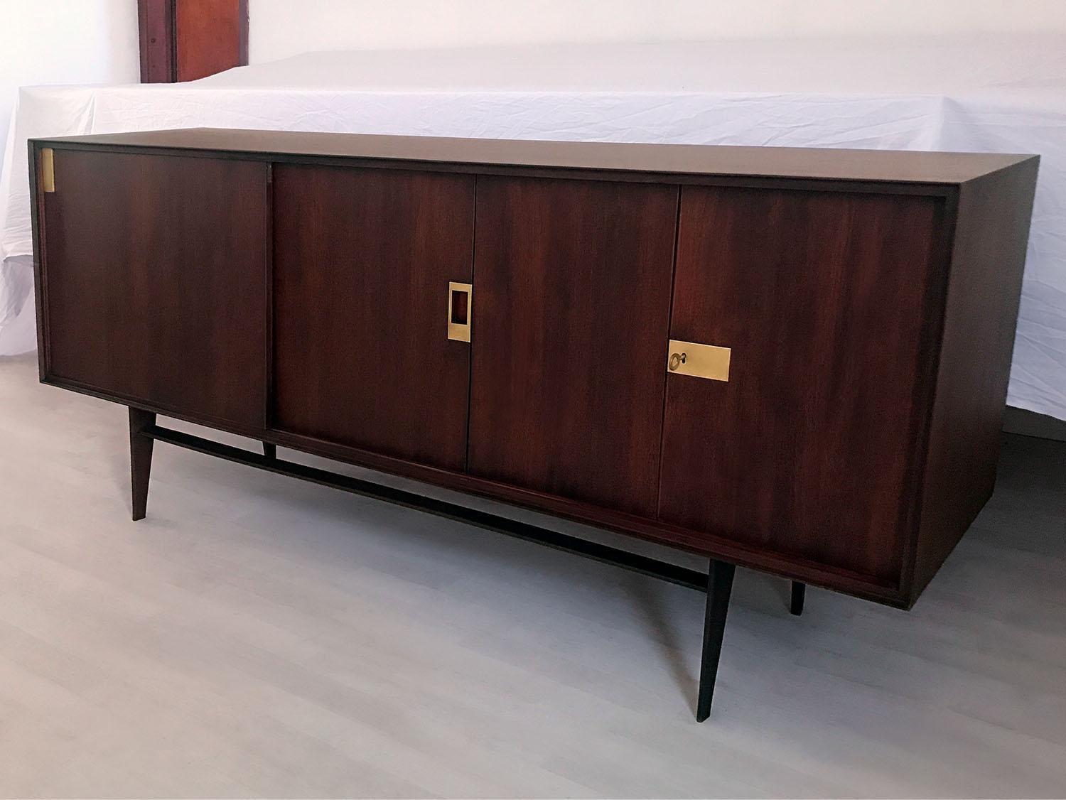 Mid-20th Century Italian Midcentury Teakwood Sideboard by Vittorio Dassi, 1950s
