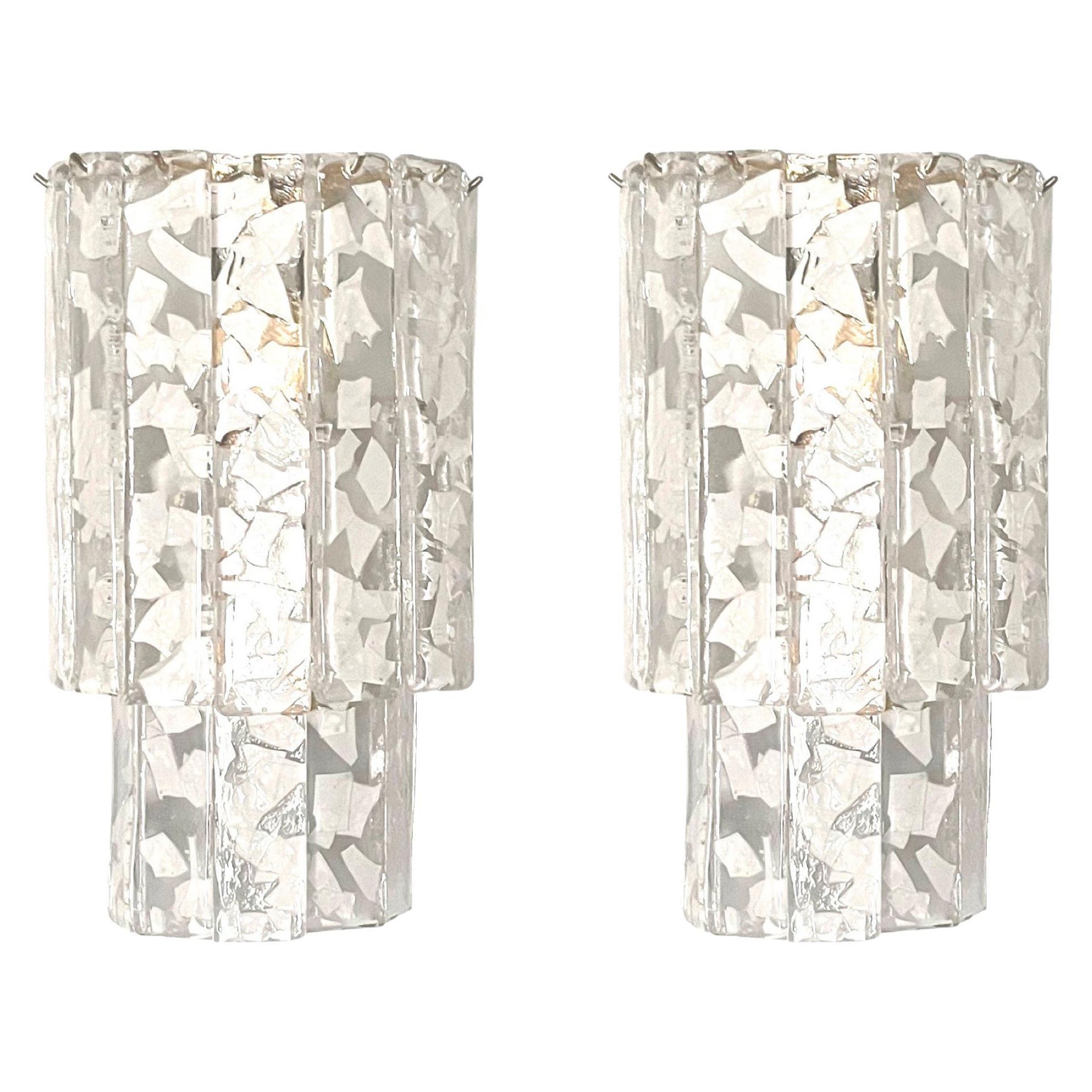 Pareja de apliques italianos de mediados de siglo "Terrazo" de cristal de Murano blanco, años 70