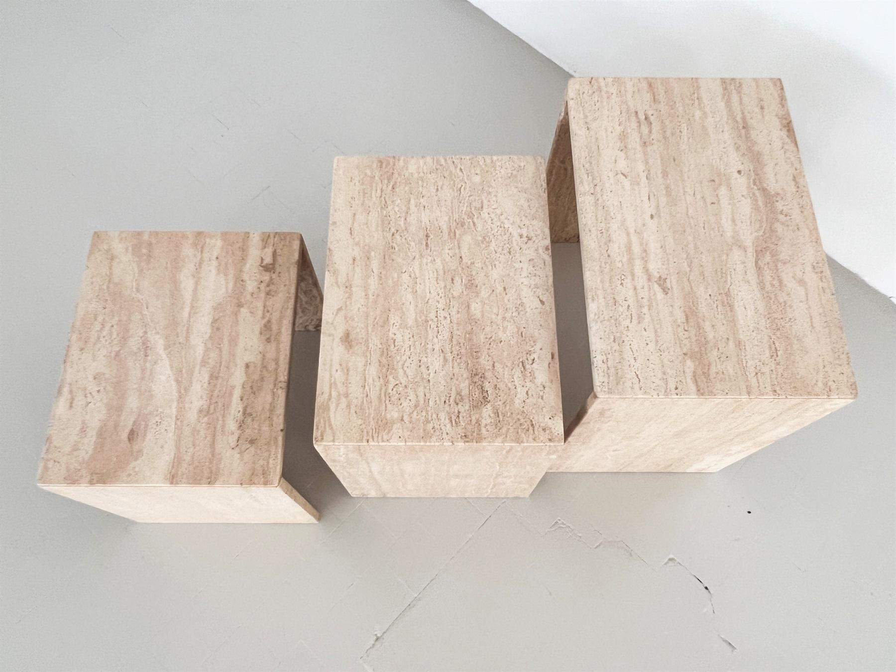 Nesting Coffee Tables in Travertine Stone from the 1970s, Set of Three For Sale 5