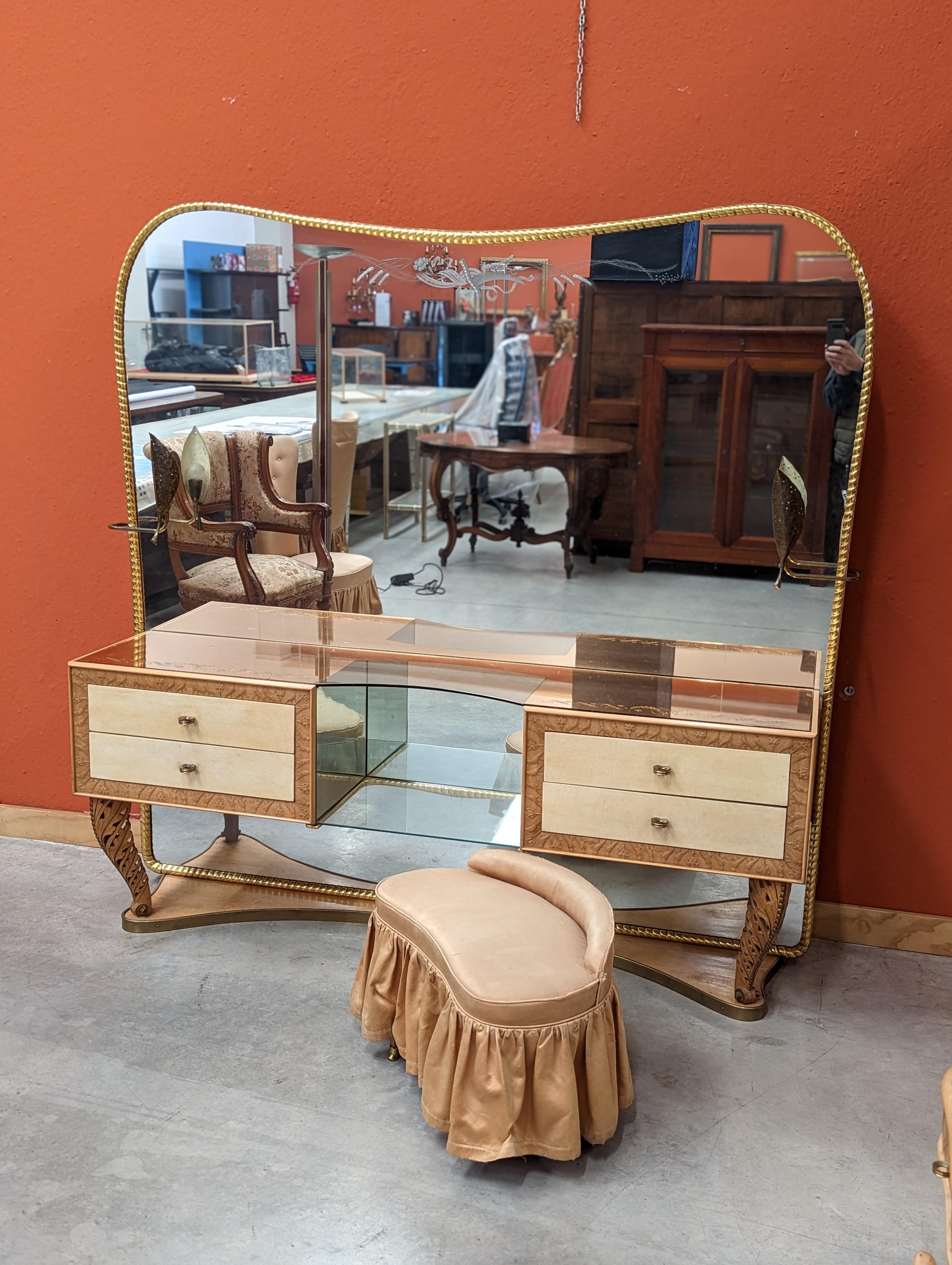 Modern Italian Midcentury Vanity Dresser in Parchment by Pierluigi Colli, 1950s For Sale