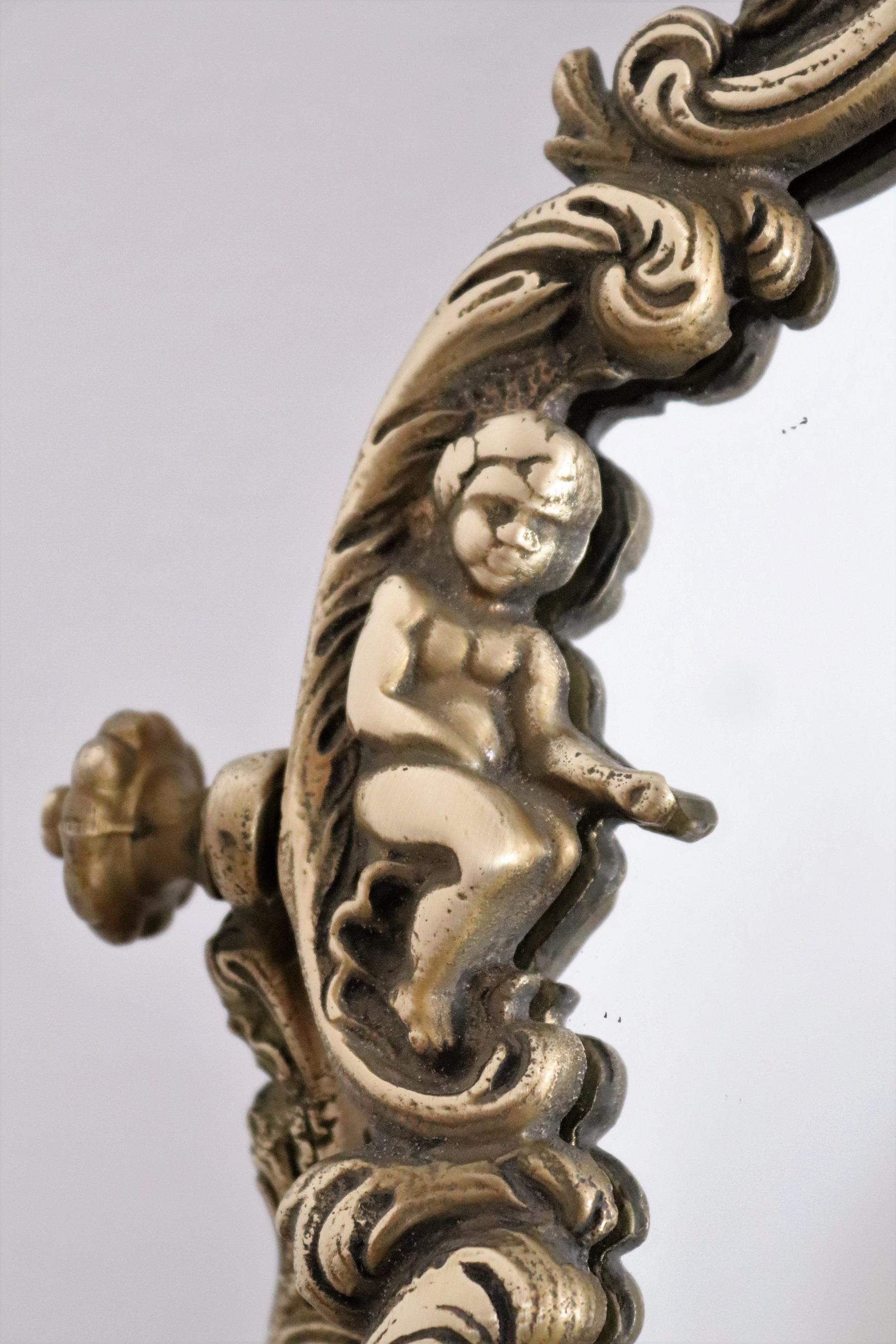 Miroir de coiffeuse italienne du milieu du siècle dernier en bronze avec ange, 1970 en vente 4