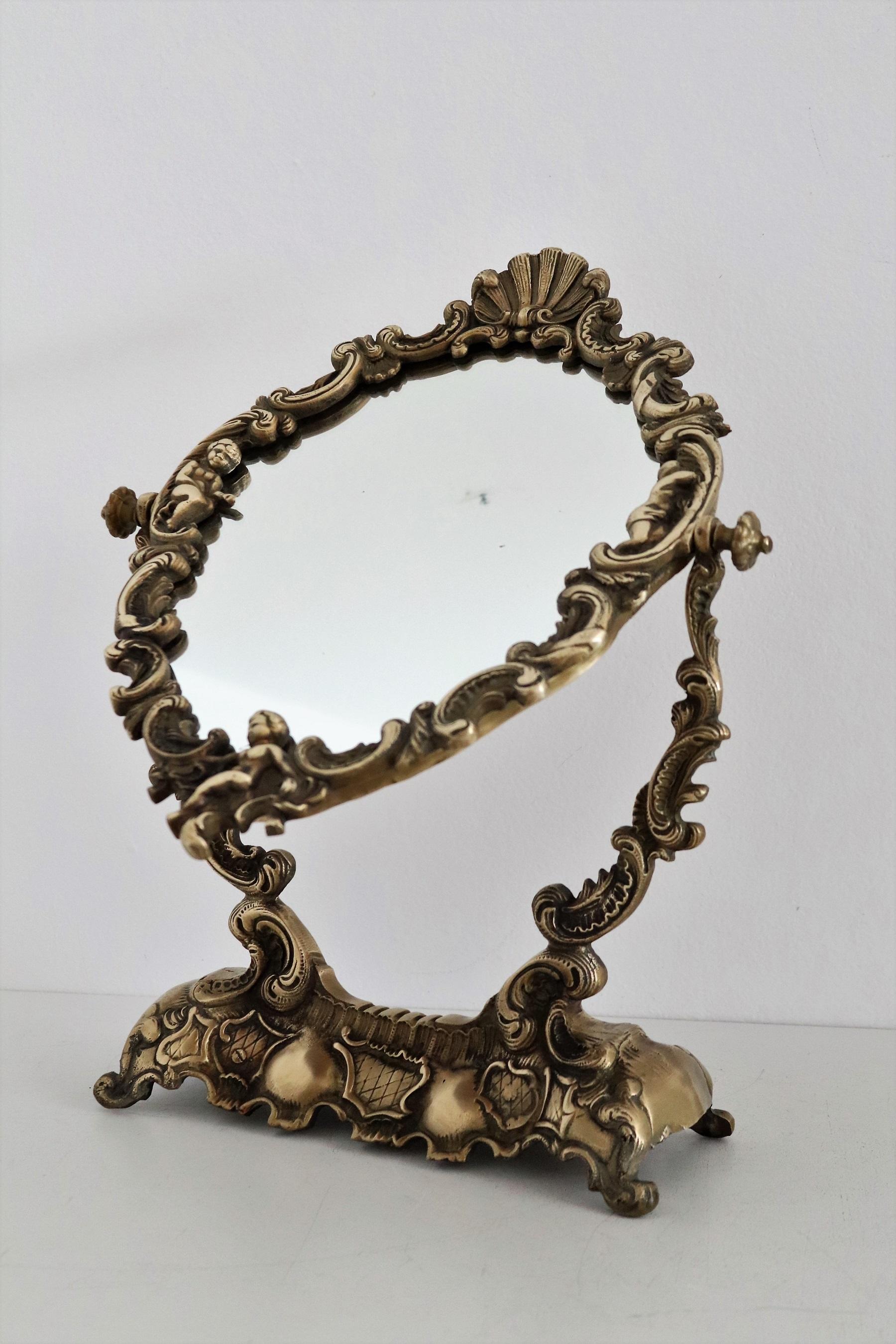 Italian Midcentury Vanity Dressing Table Mirror in Bronze with Angels, 1970s In Good Condition For Sale In Morazzone, Varese