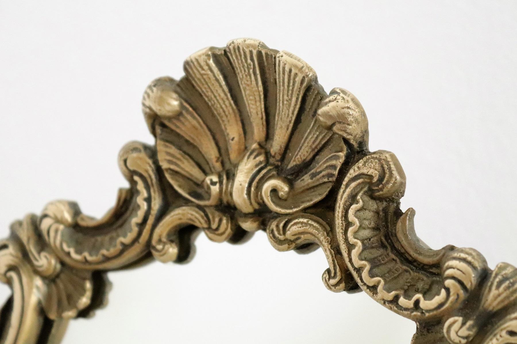 Miroir de coiffeuse italienne du milieu du siècle dernier en bronze avec ange, 1970 en vente 1