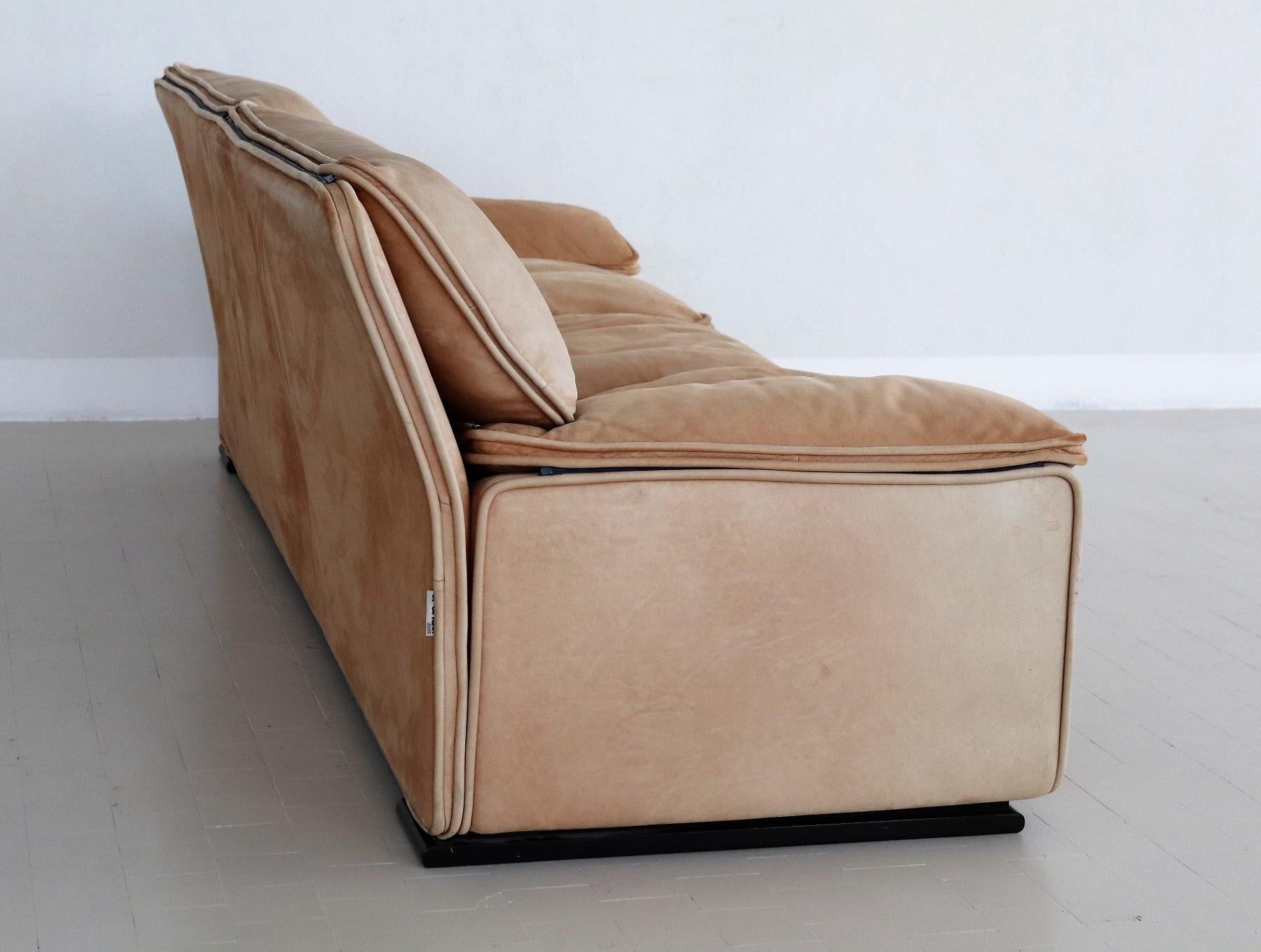 Italian Midcentury Vintage Nappa Leather Sofa by Ferruccio Brunati, 1970s 5
