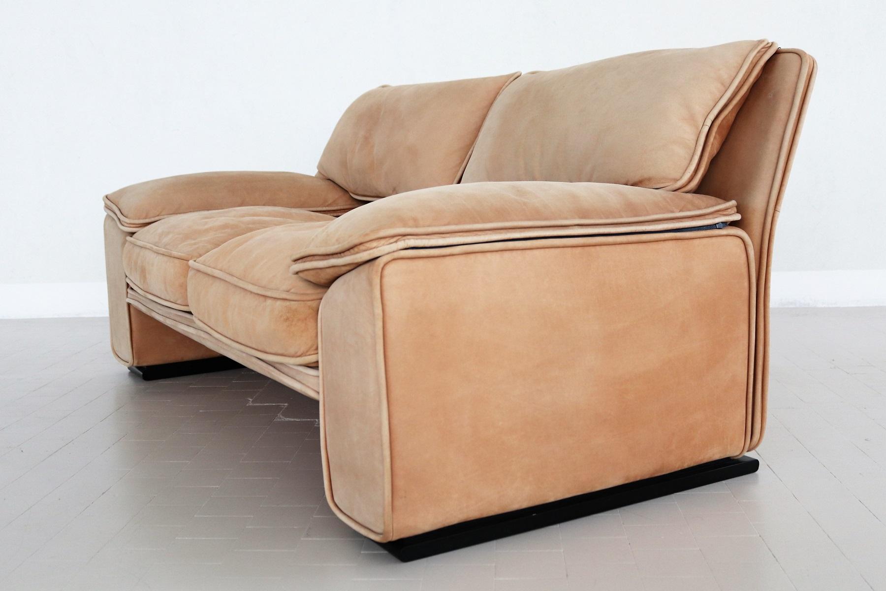 Italian Midcentury Vintage Nappa Leather Sofa by Ferruccio Brunati, 1970s 11